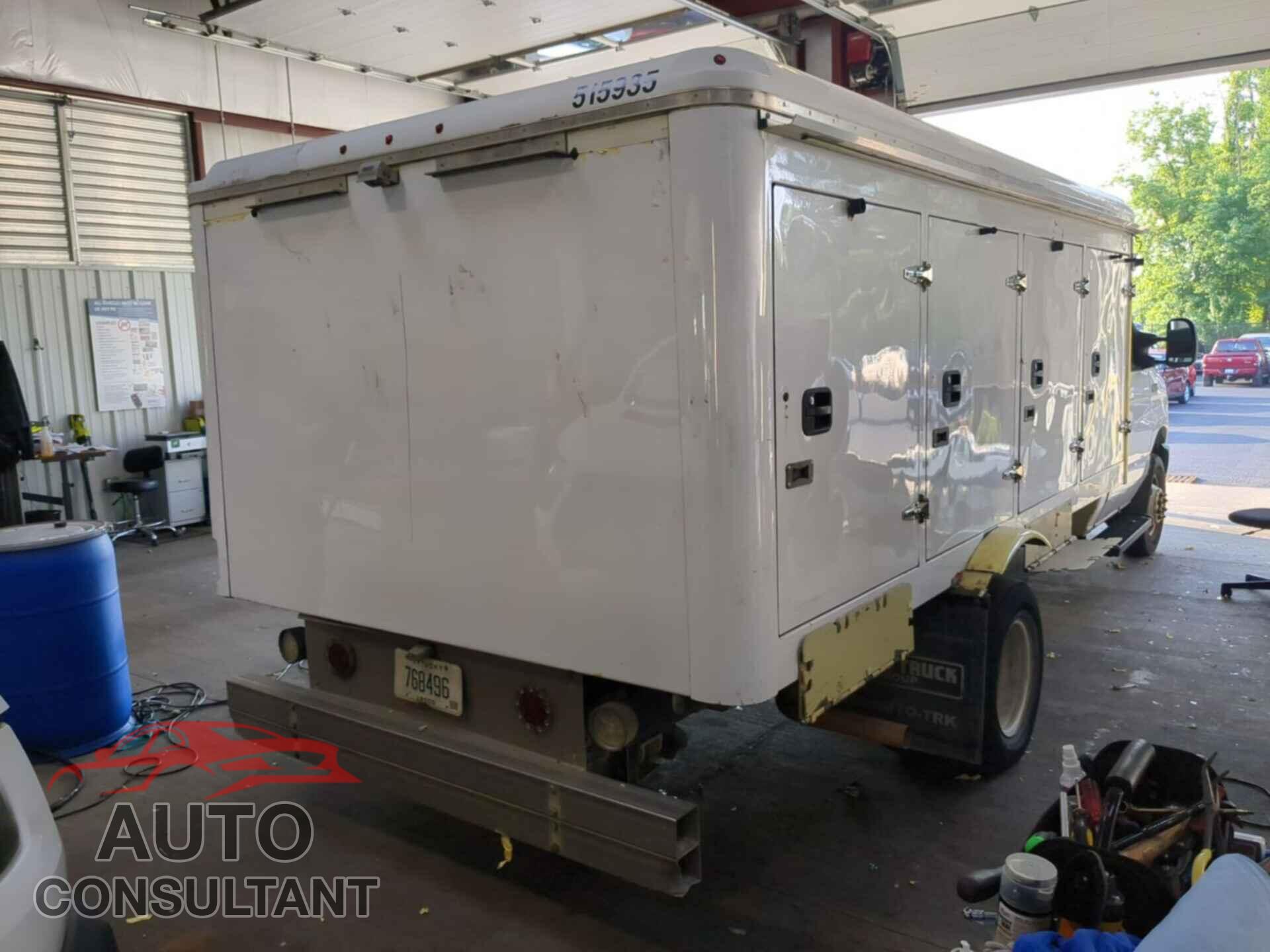 FORD ECONOLINE 2017 - 1FDXE4FS7HDC68642