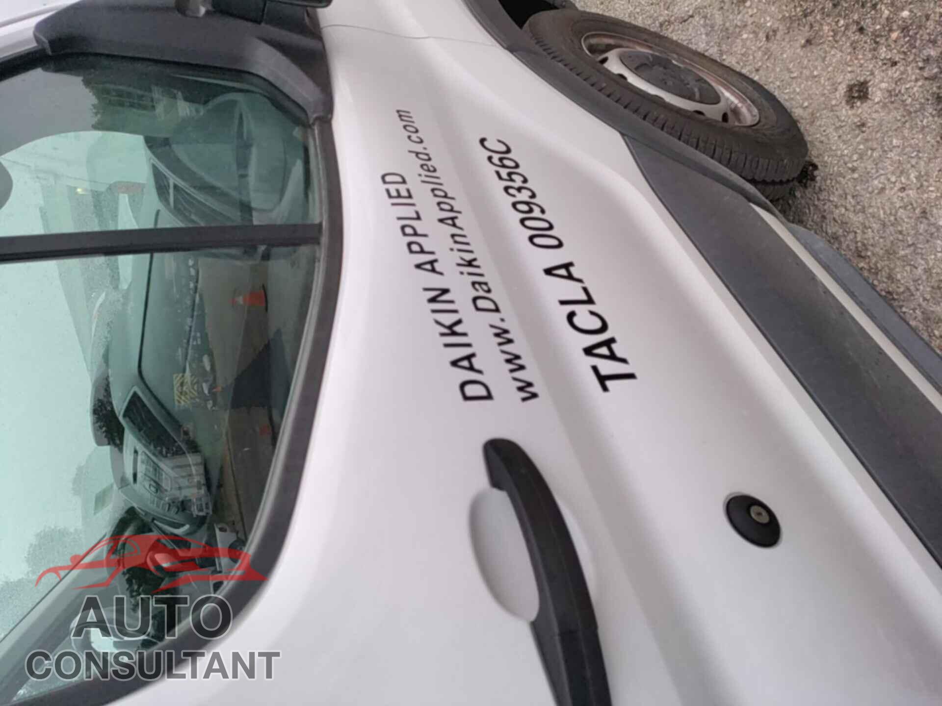 FORD TRANSIT-150 2016 - 1FTYE1YM7GKB18594