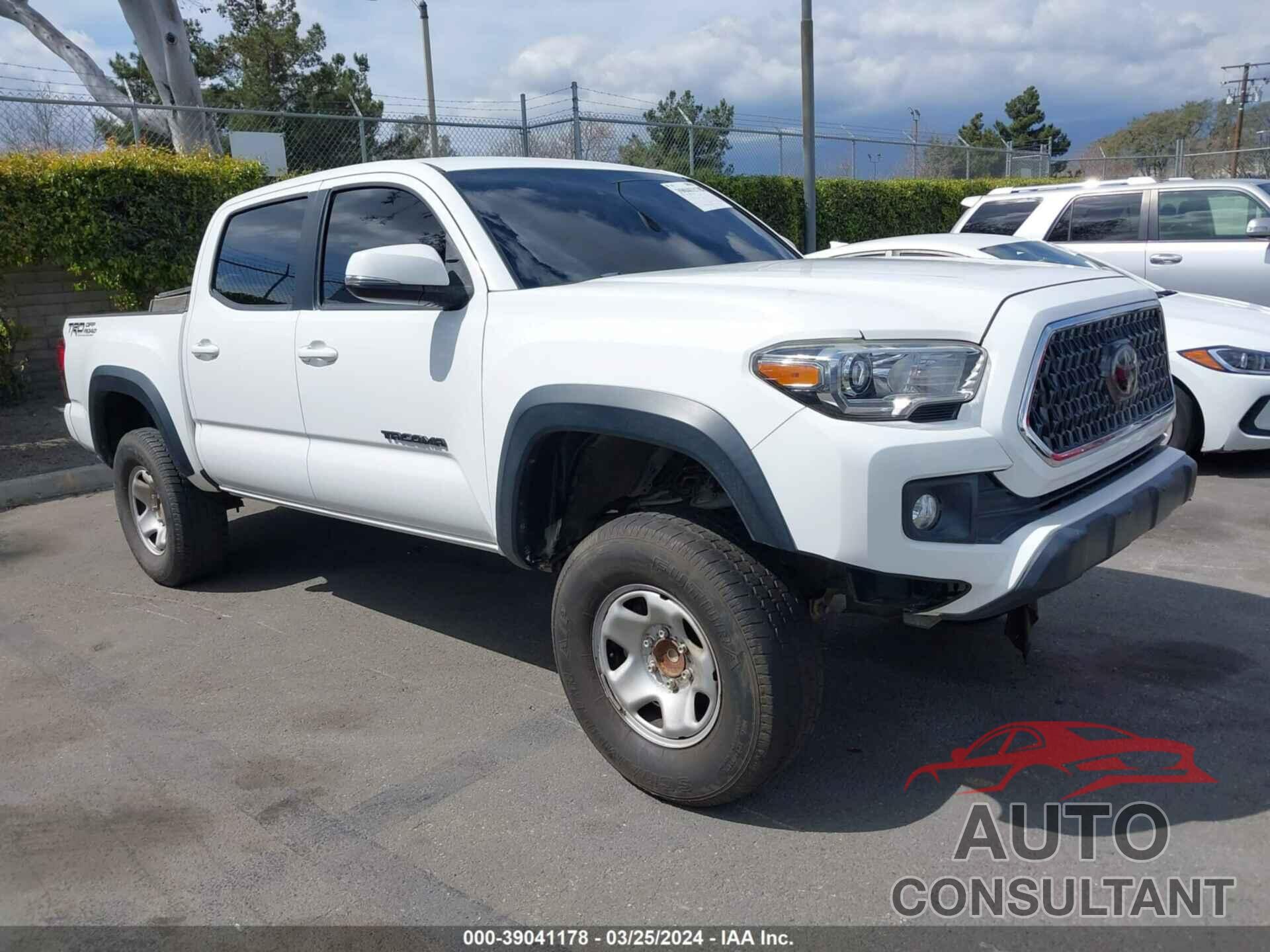 TOYOTA TACOMA 2018 - 3TMAZ5CN2JM065719