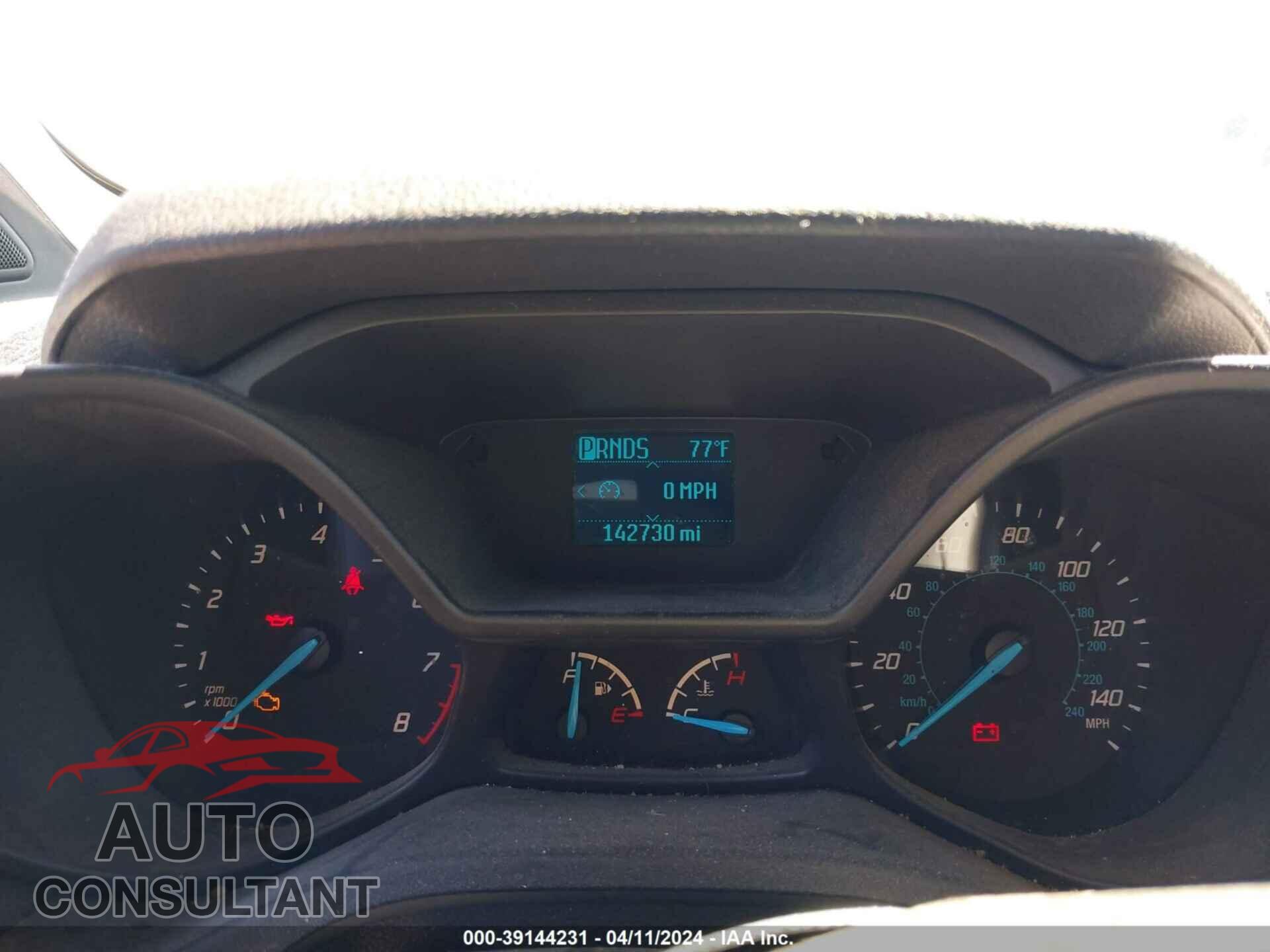 FORD TRANSIT CONNECT 2017 - NM0LS7E78H1334379