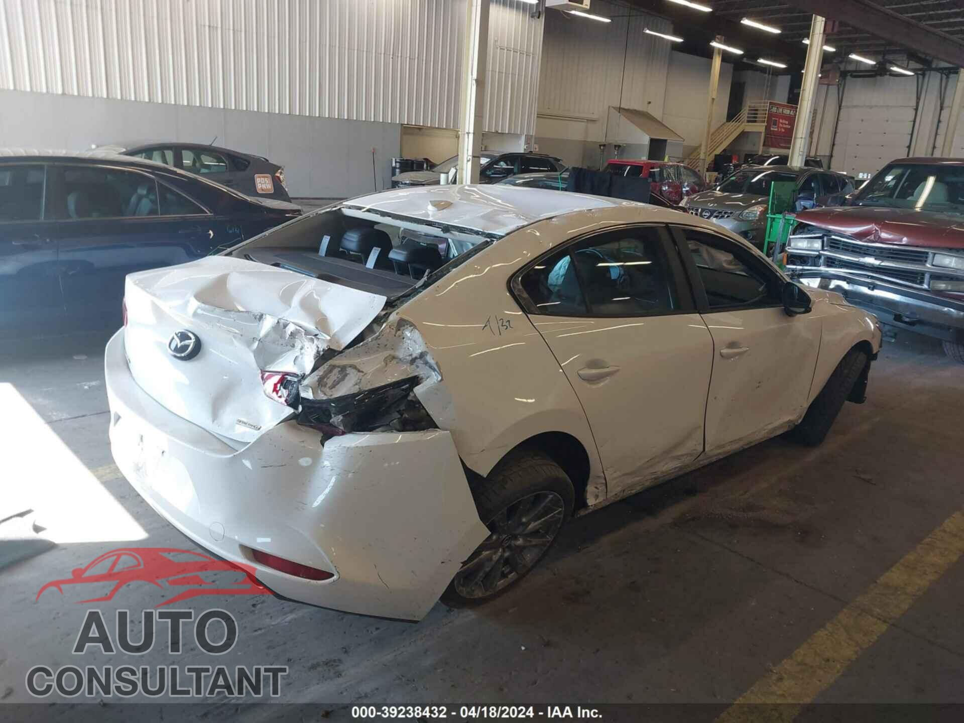 MAZDA MAZDA3 2019 - 3MZBPADL8KM108166