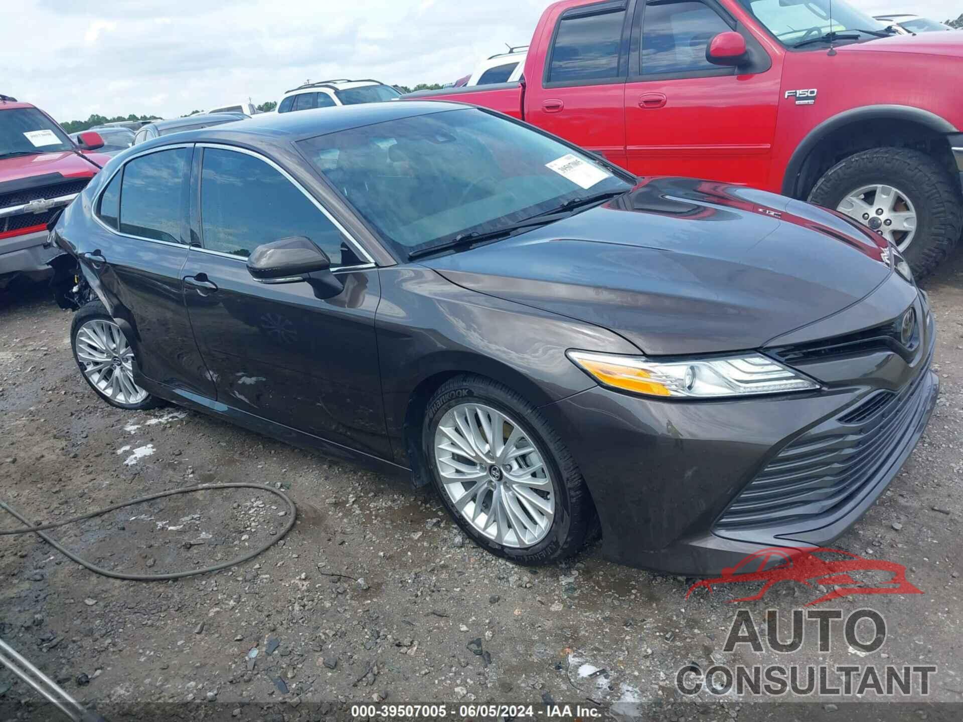 TOYOTA CAMRY 2019 - 4T1B11HK9KU754474
