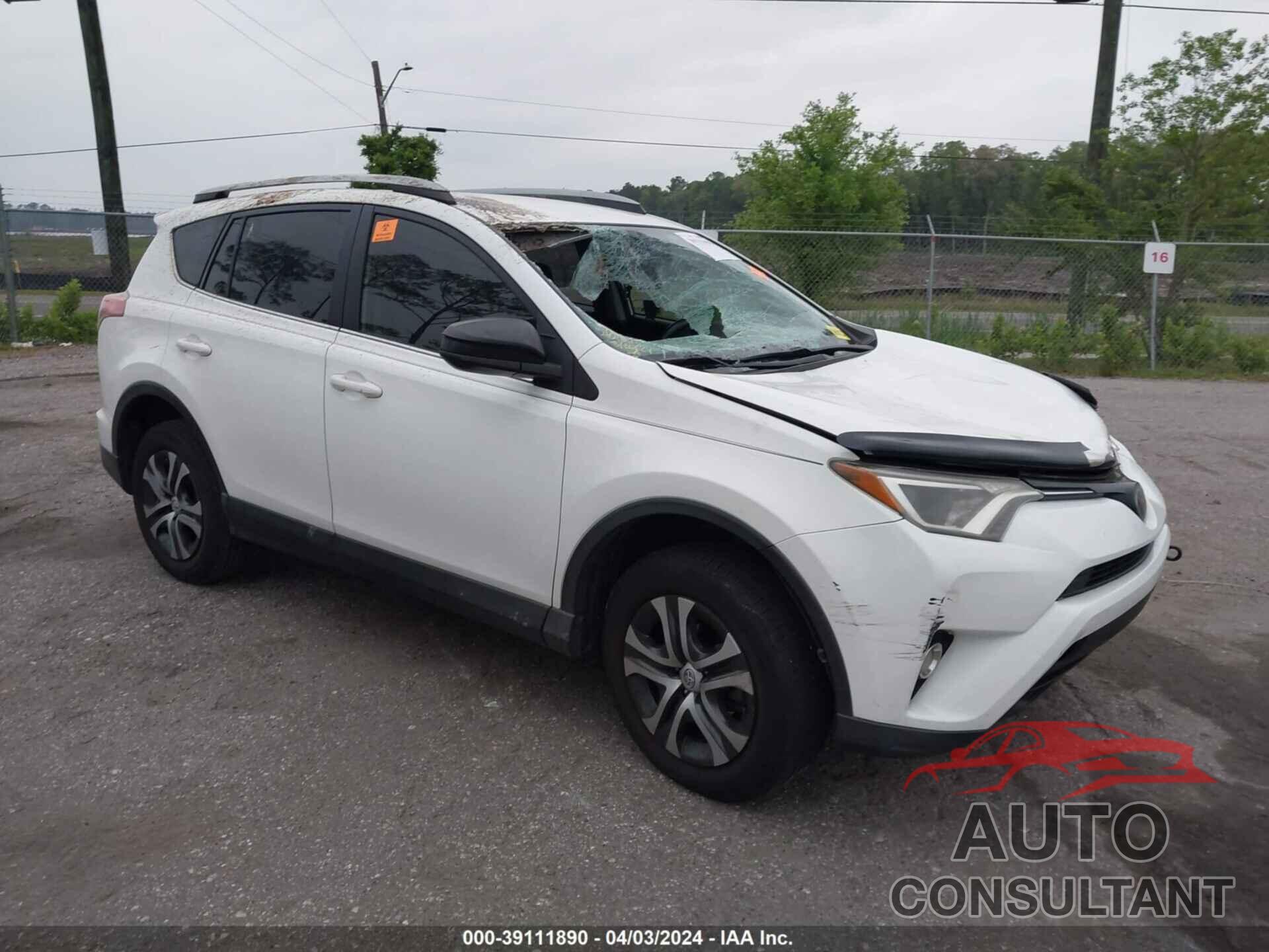 TOYOTA RAV4 2017 - JTMZFREV9HJ707585