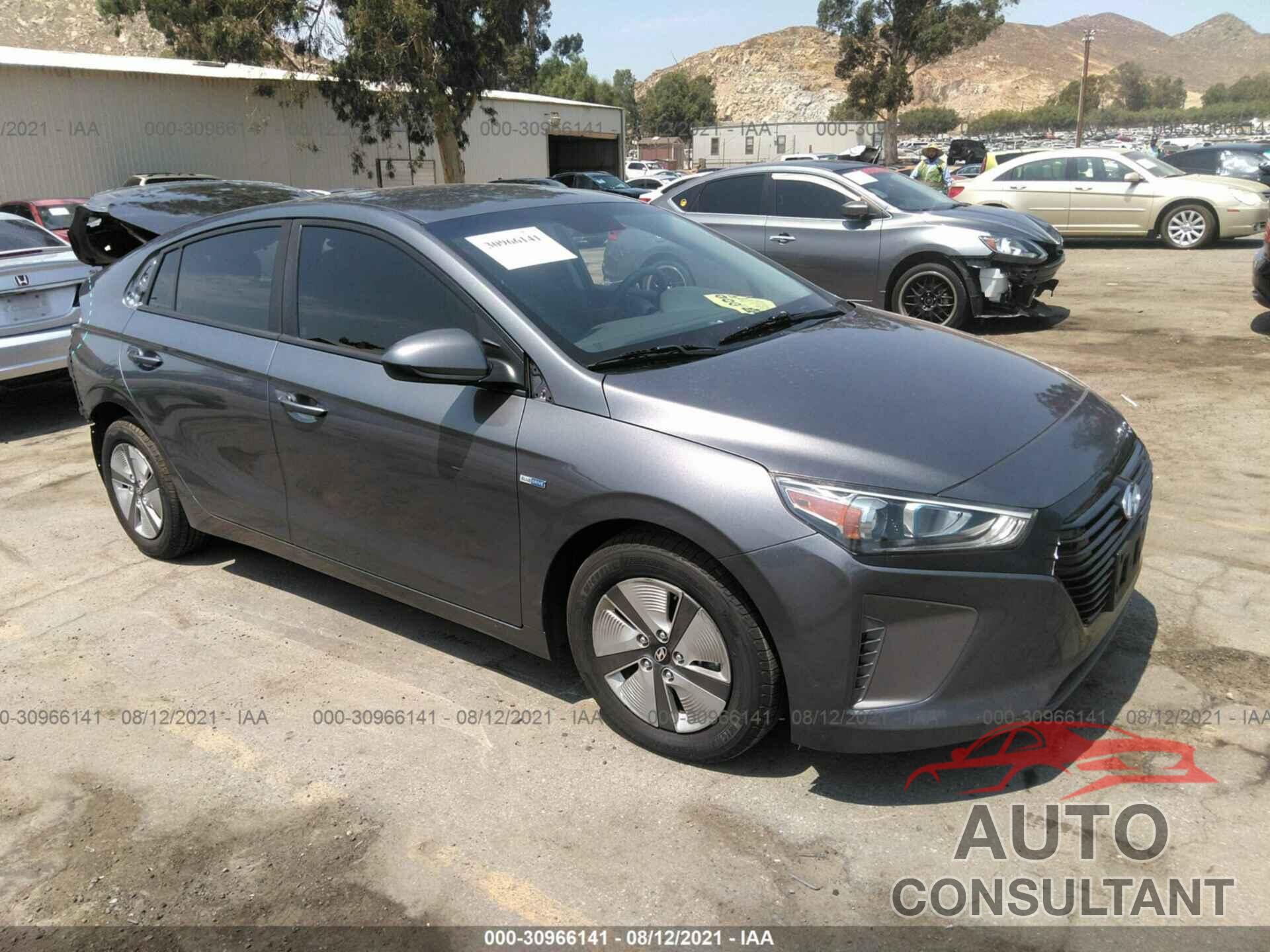 HYUNDAI IONIQ HYBRID 2017 - KMHC65LC5HU024289