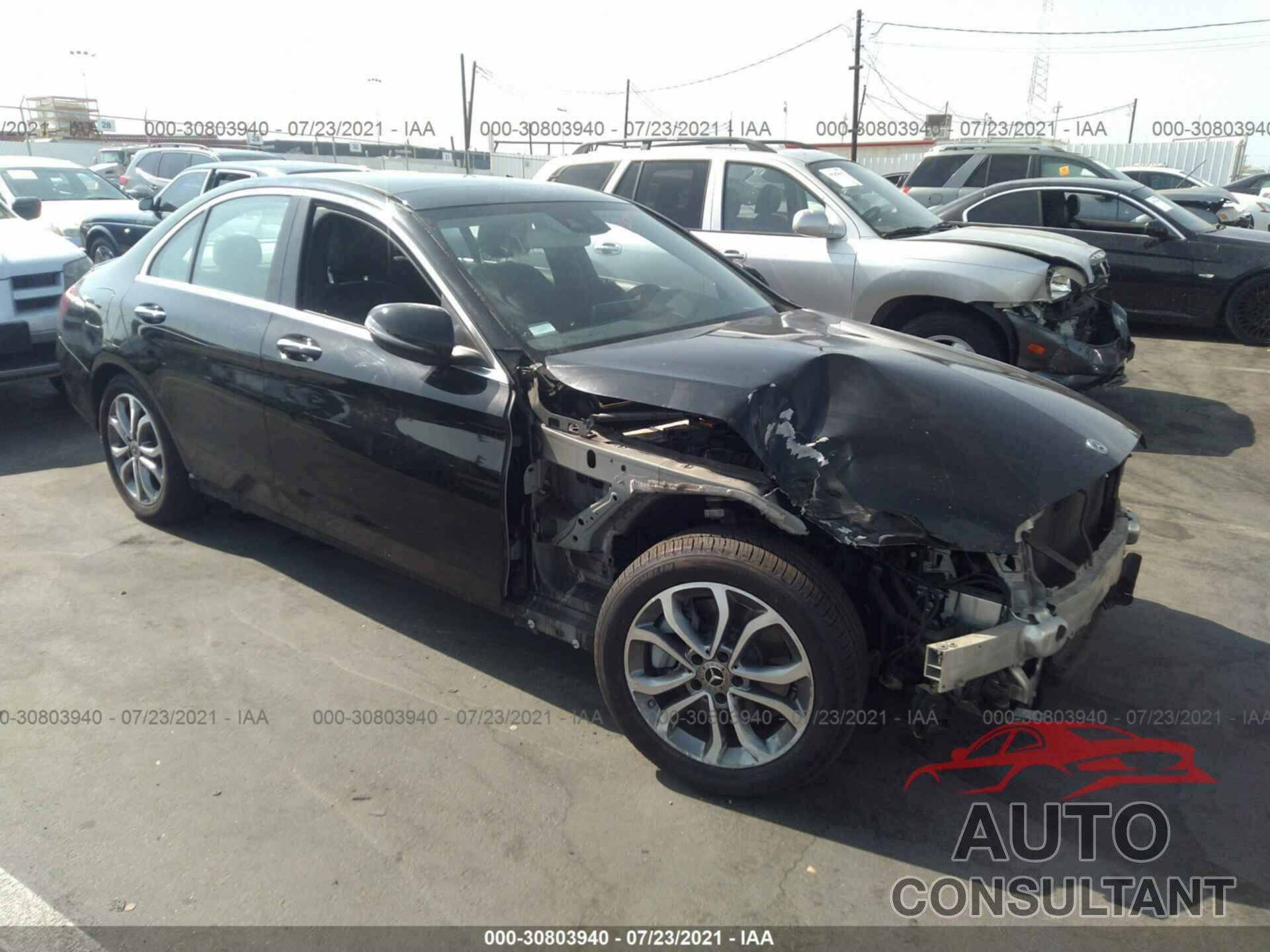 MERCEDES-BENZ C-CLASS 2018 - 55SWF4JB0JU235855