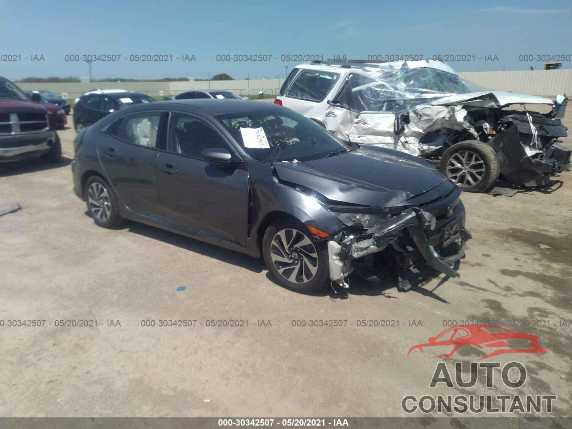 HONDA CIVIC HATCHBACK 2017 - SHHFK7H26HU219396