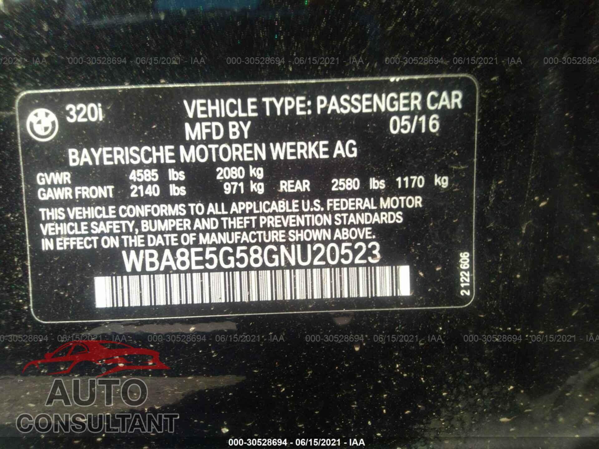 BMW 3 SERIES 2016 - WBA8E5G58GNU20523