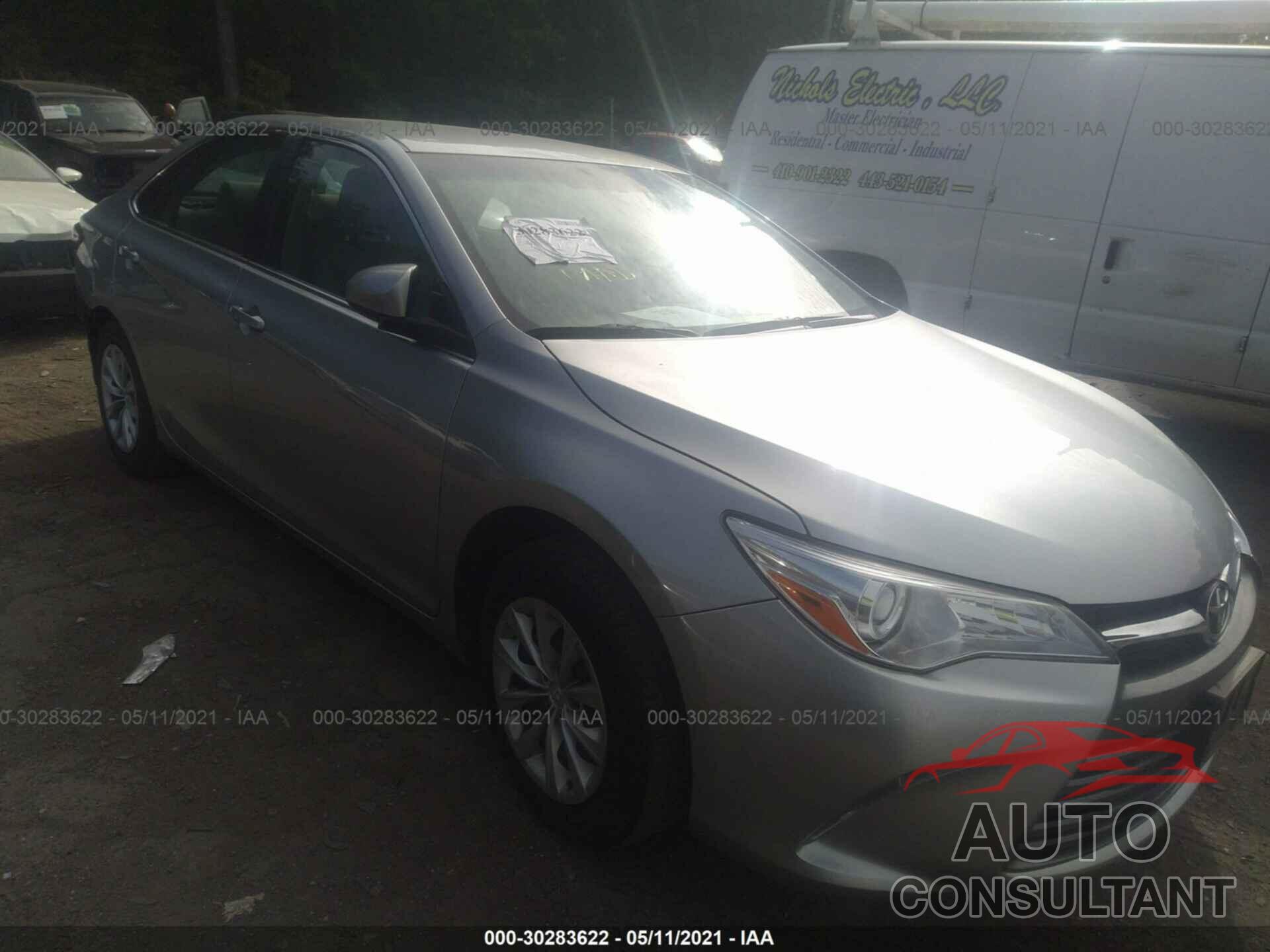 TOYOTA CAMRY 2016 - 4T4BF1FK7GR559118