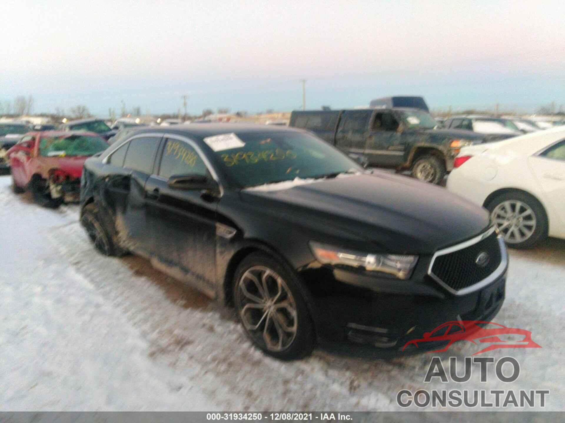 FORD TAURUS 2018 - 1FAHP2KT1JG130949