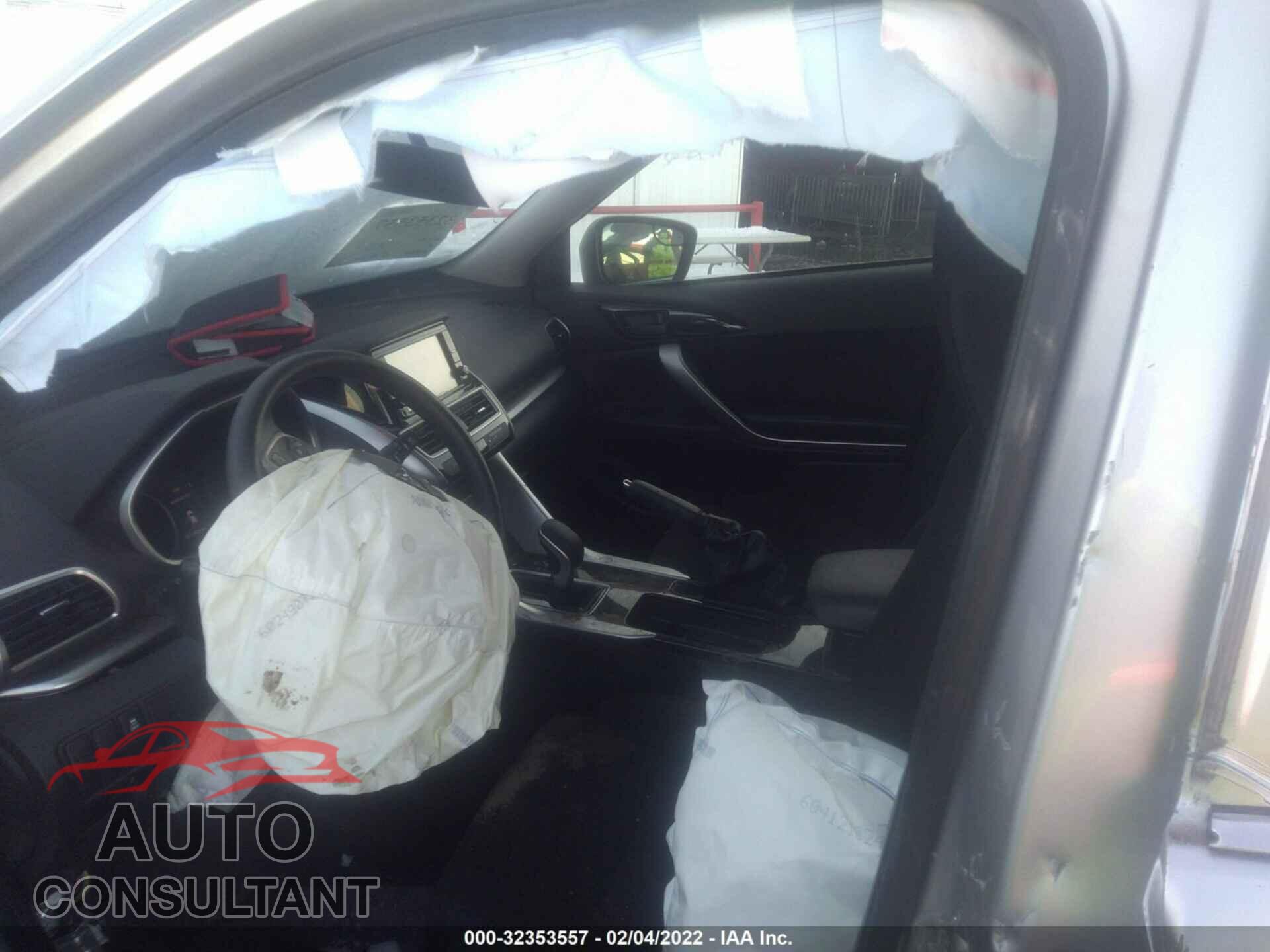 MITSUBISHI ECLIPSE CROSS 2020 - JA4AS3AA3LZ032121