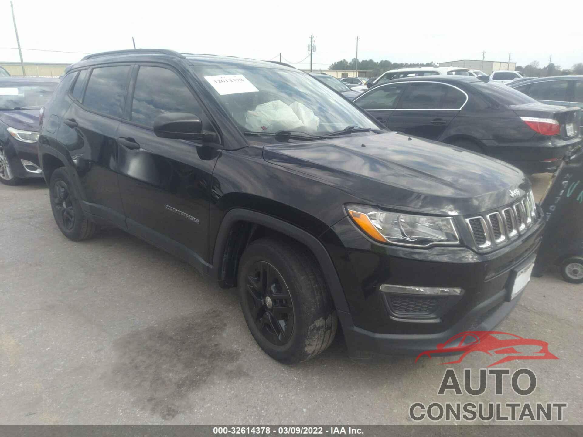 JEEP COMPASS 2018 - 3C4NJCAB7JT438832