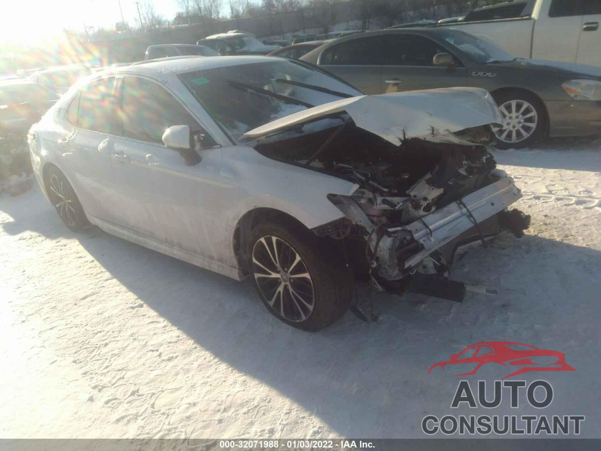 TOYOTA CAMRY 2020 - 4T1G11AK9LU381941