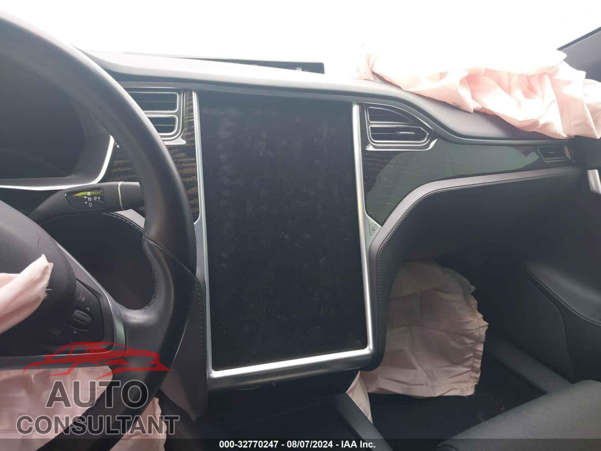 TESLA MODEL S 2017 - 5YJSA1E18HF213739