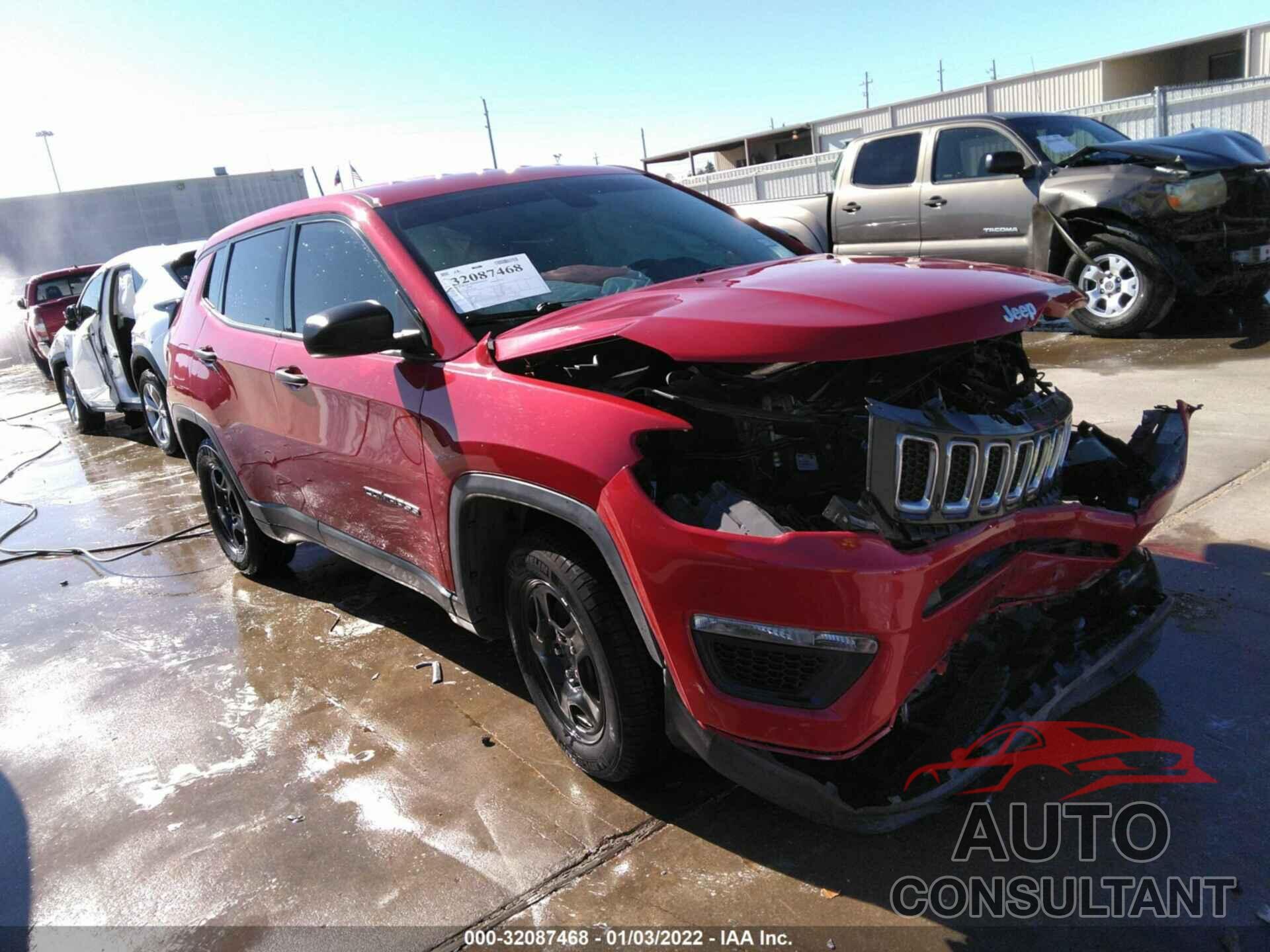 JEEP COMPASS 2018 - 3C4NJCAB8JT123683