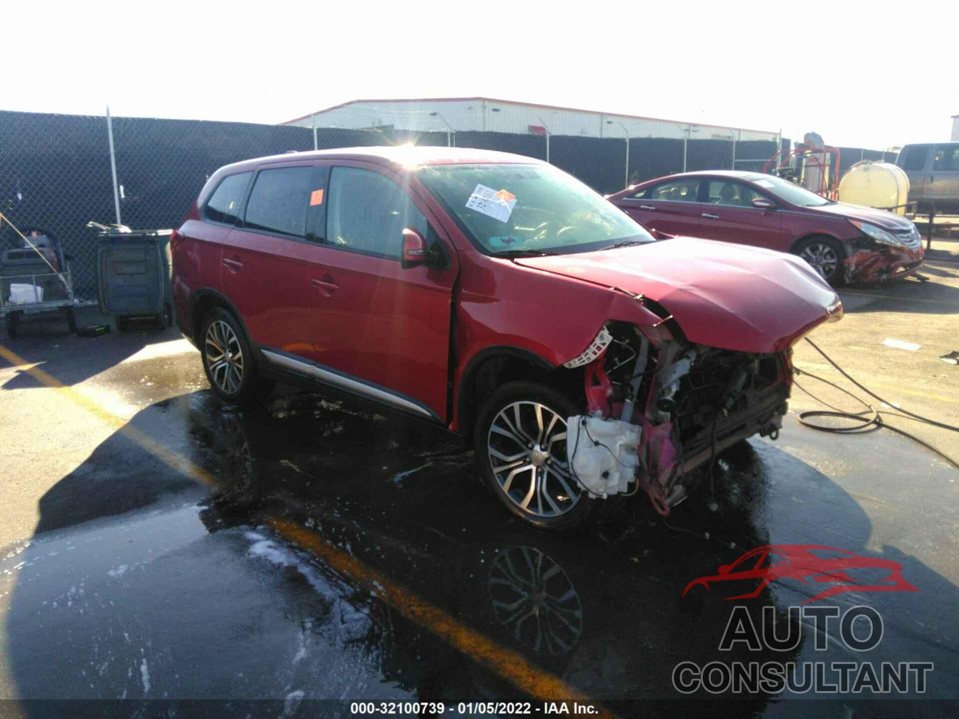 MITSUBISHI OUTLANDER 2018 - JA4AD3A31JZ043501