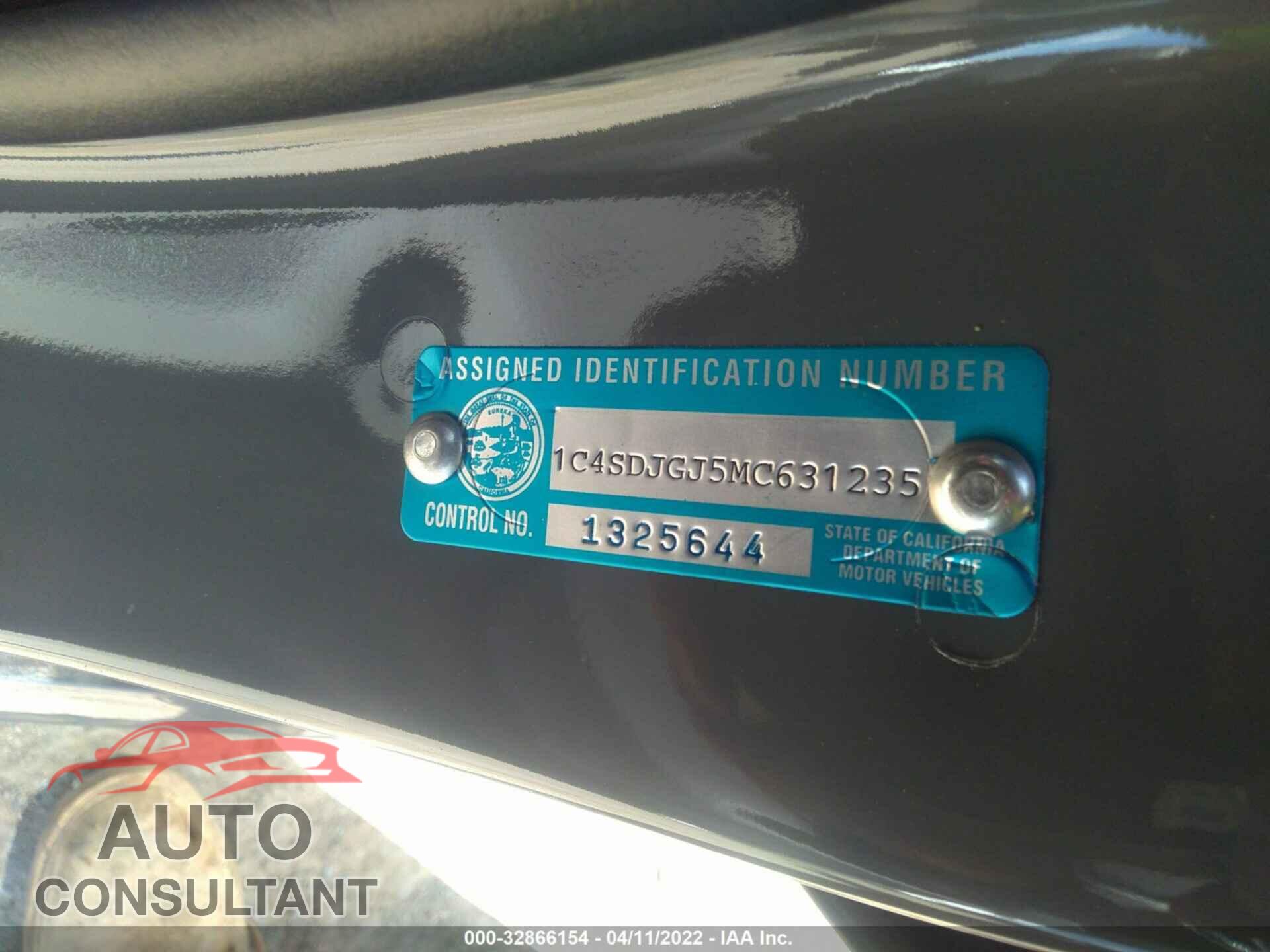 DODGE DURANGO 2021 - 1C4SDJGJ5MC631235