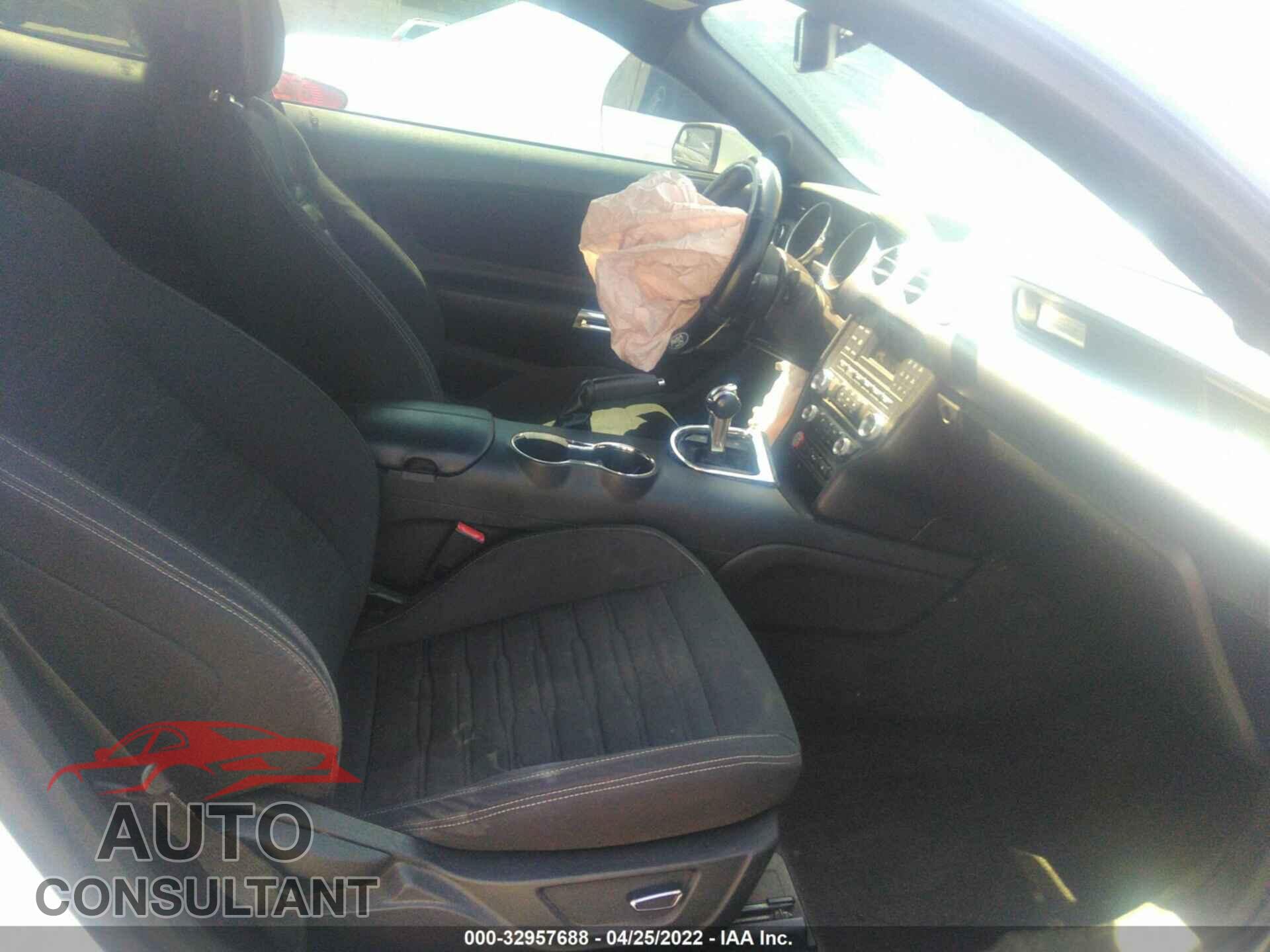 FORD MUSTANG 2016 - 1FA6P8TH7G5273767