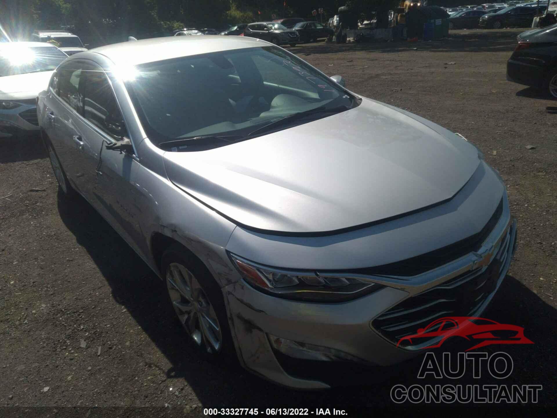 CHEVROLET MALIBU 2019 - 1G1ZE5SX6KF197393