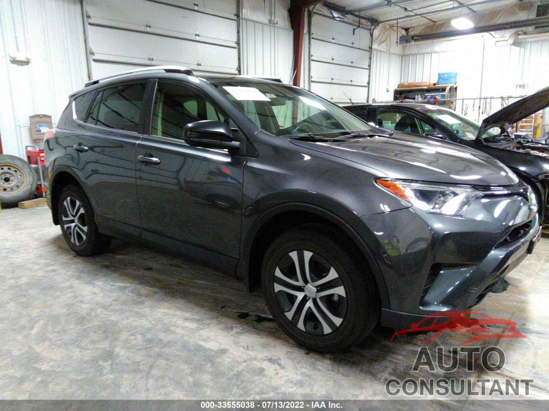 TOYOTA RAV4 2017 - JTMBFREV8HJ710706