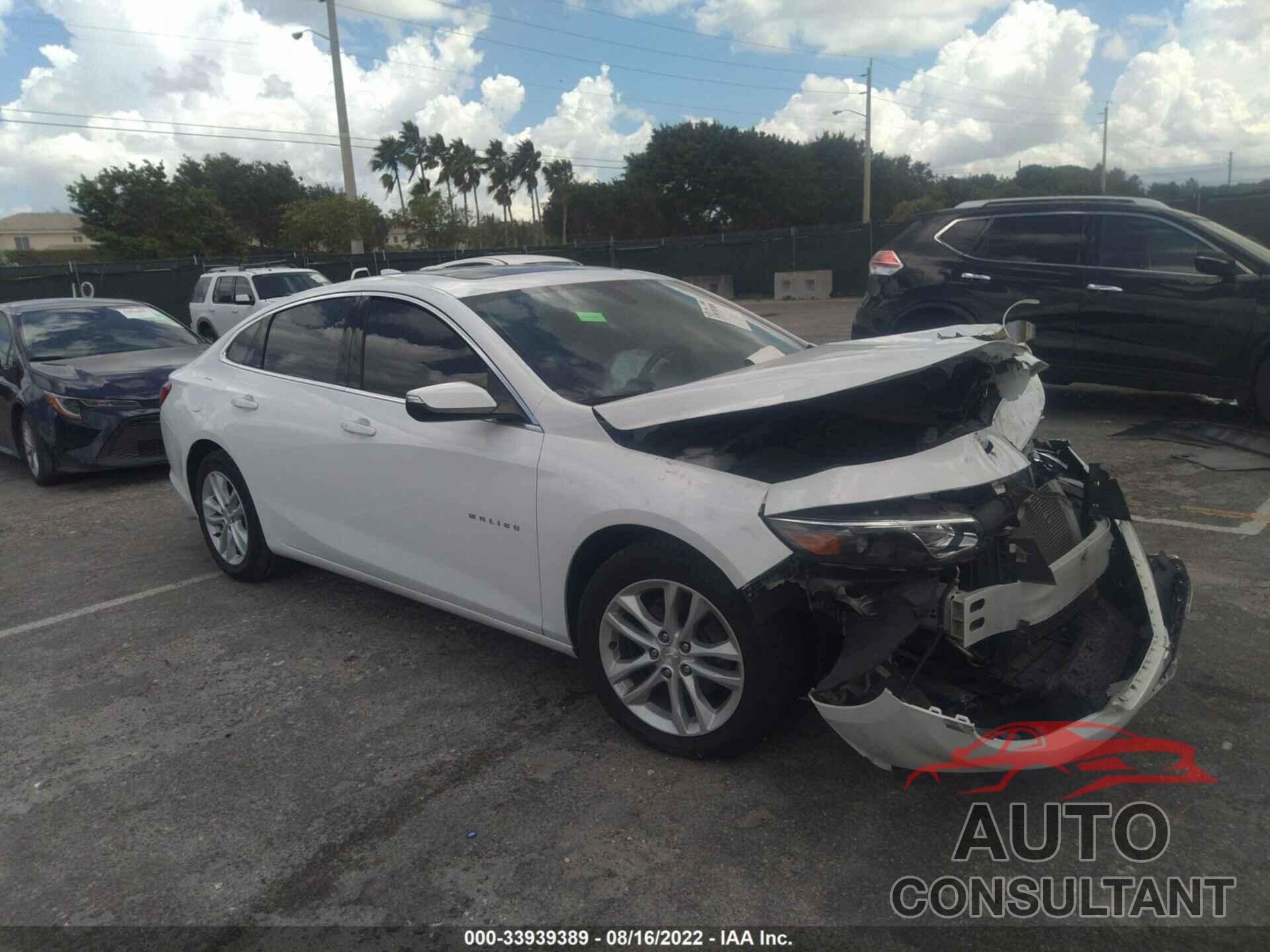 CHEVROLET MALIBU 2018 - 1G1ZD5ST5JF153044
