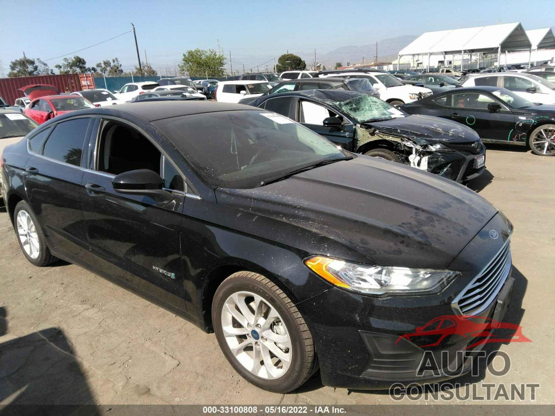 FORD FUSION HYBRID 2019 - 3FA6P0LU4KR174330