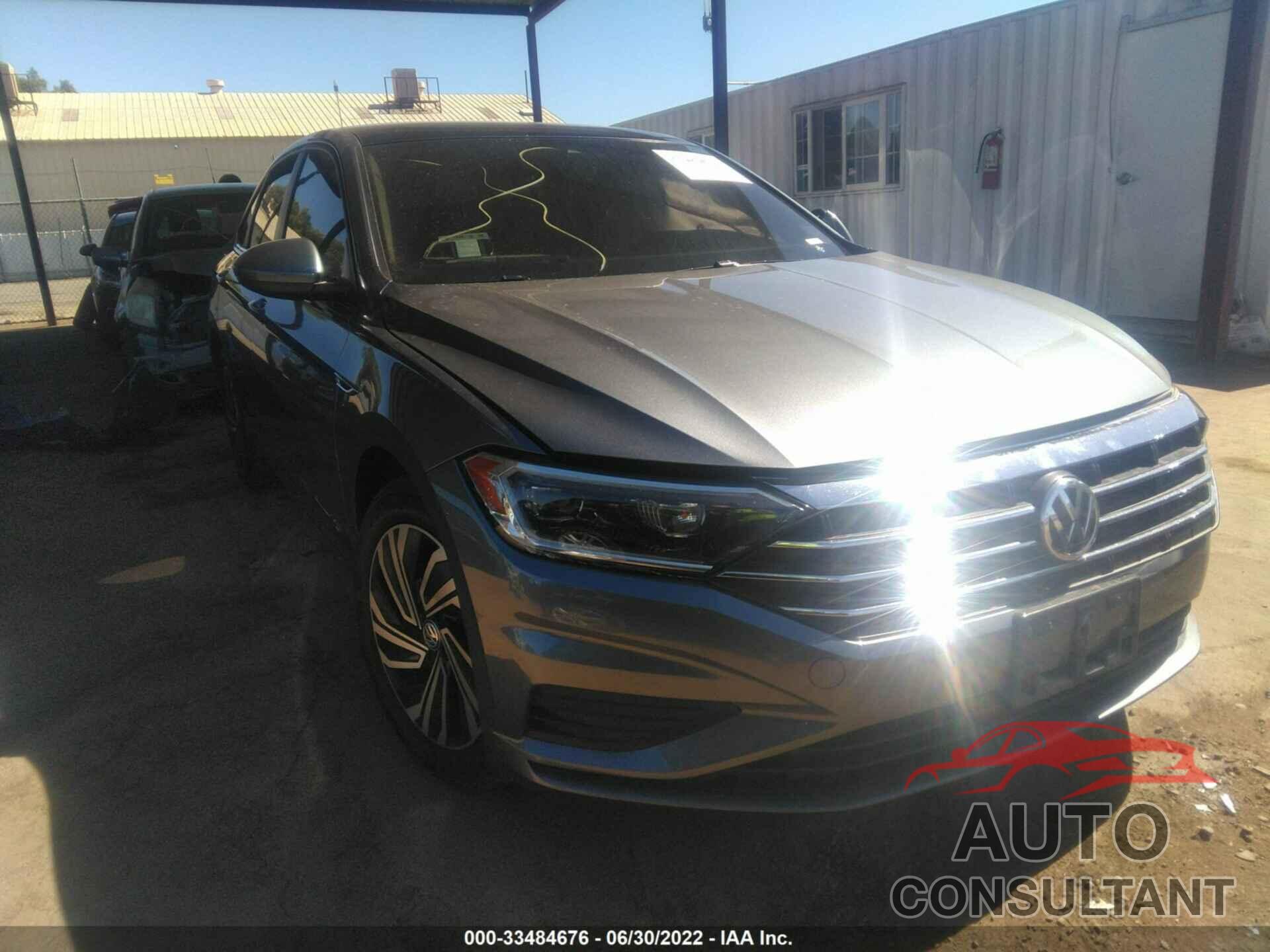 VOLKSWAGEN JETTA 2020 - 3VWEB7BU6LM010295