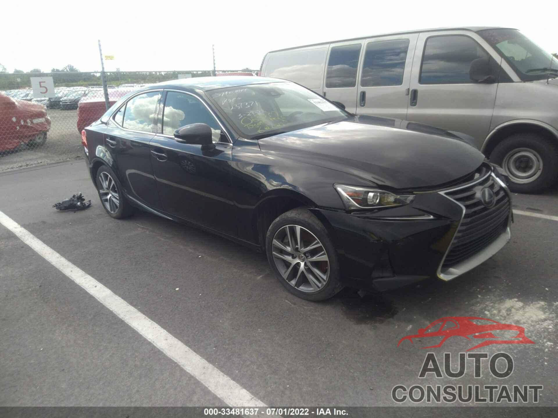 LEXUS IS 2018 - JTHBA1D26J5063937