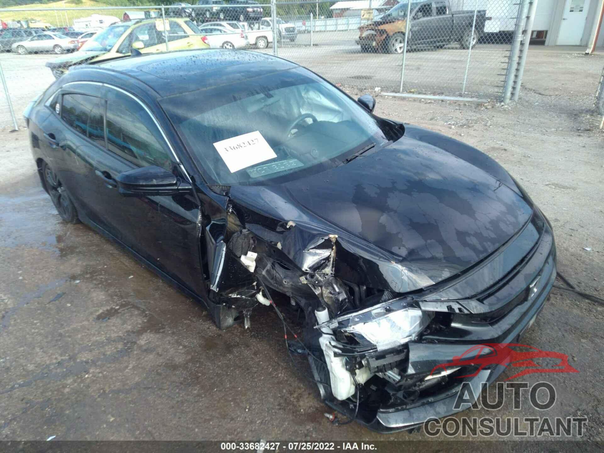 HONDA CIVIC HATCHBACK 2017 - SHHFK7H56HU223328