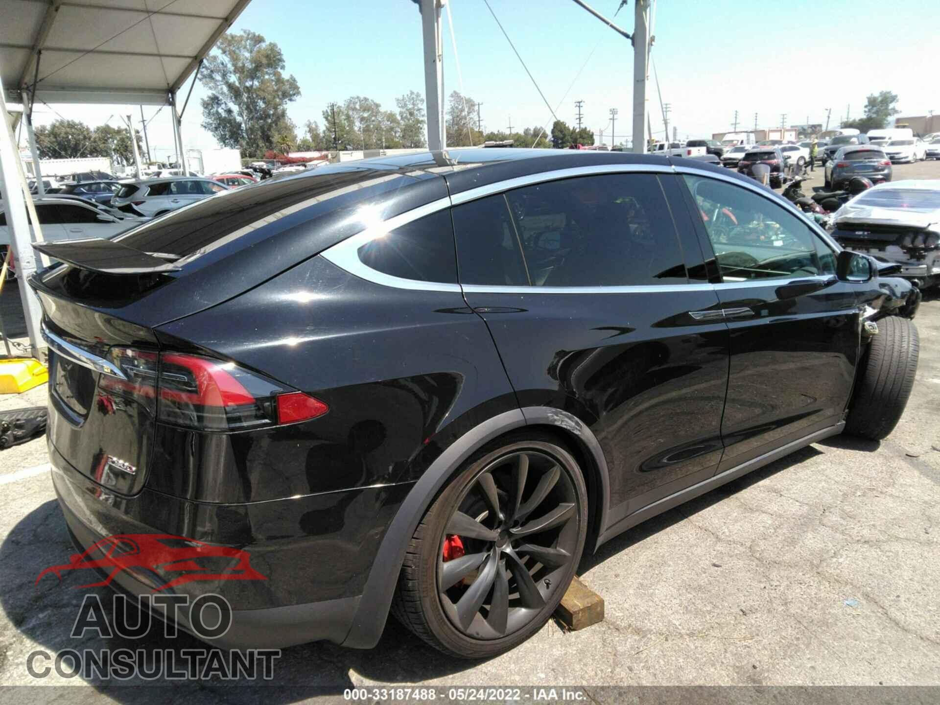 TESLA MODEL X 2016 - 5YJXCAE42GF001430