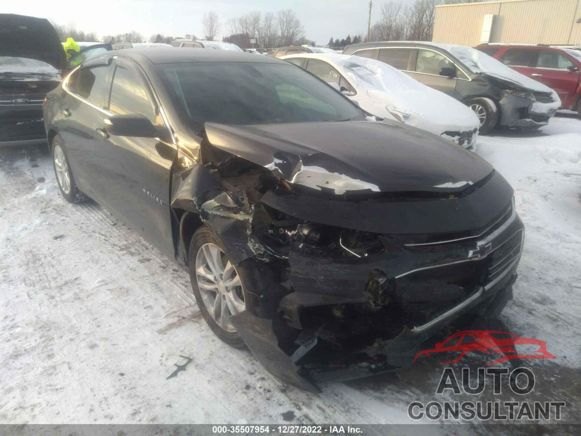 CHEVROLET MALIBU 2017 - 1G1ZE5ST6HF168093