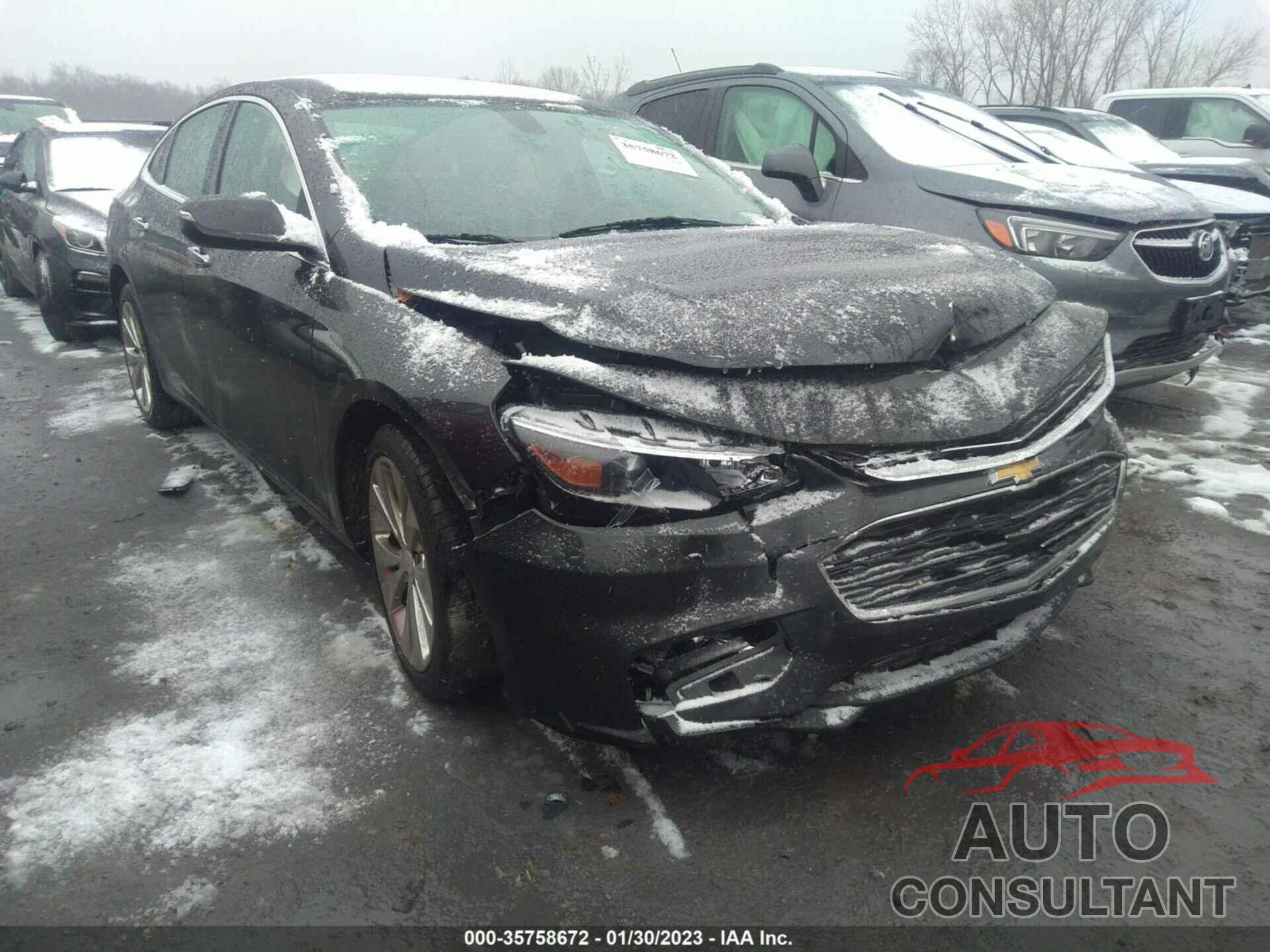 CHEVROLET MALIBU 2018 - 1G1ZE5SX9JF172602