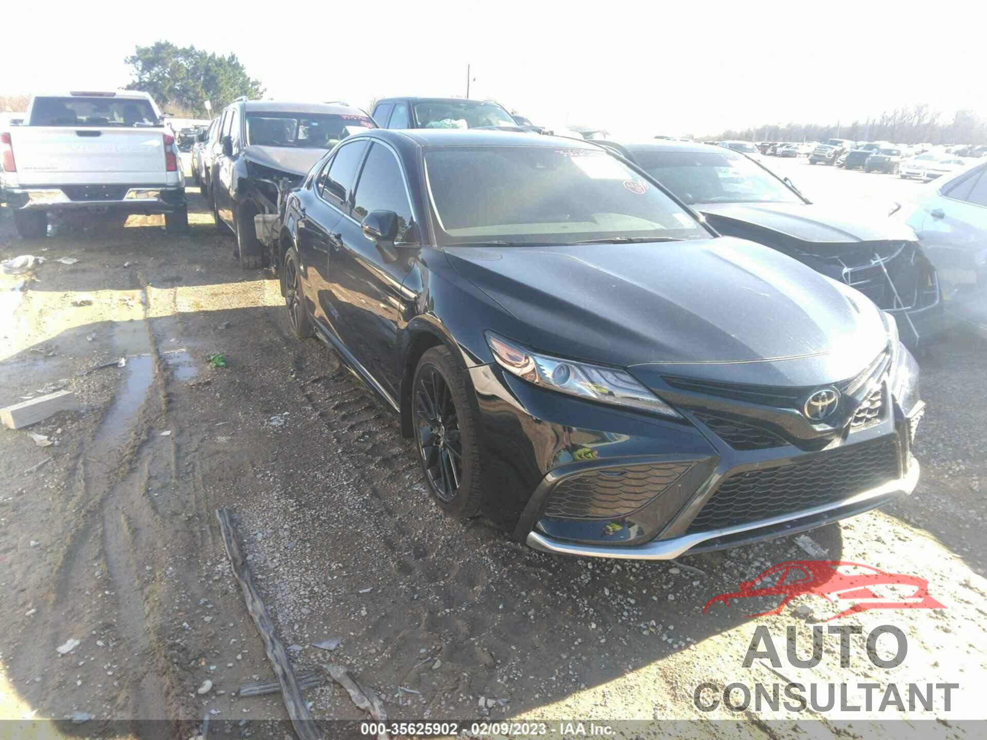 TOYOTA CAMRY 2021 - 4T1K61AK1MU450036