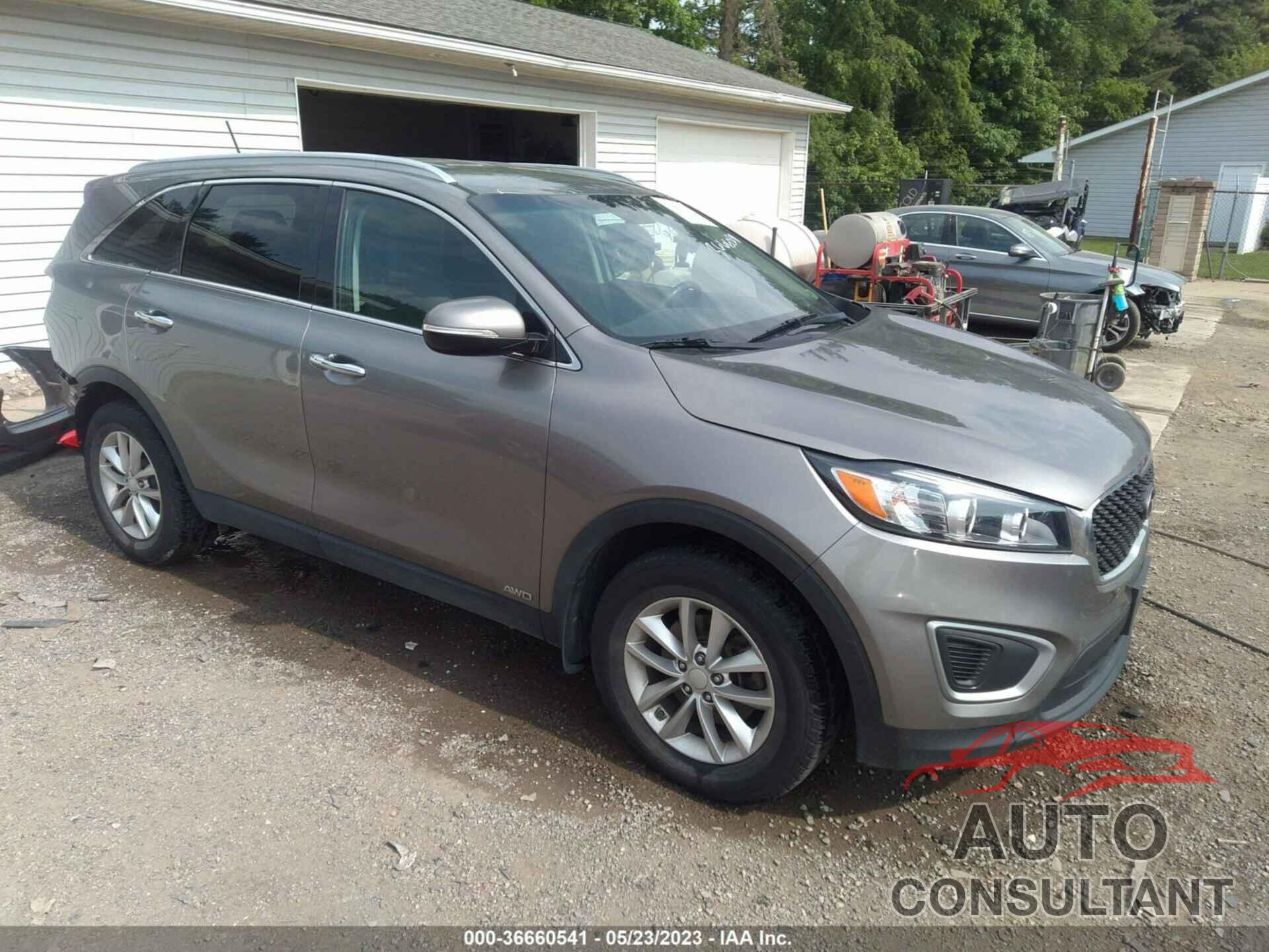 KIA SORENTO 2016 - 5XYPGDA33GG140655