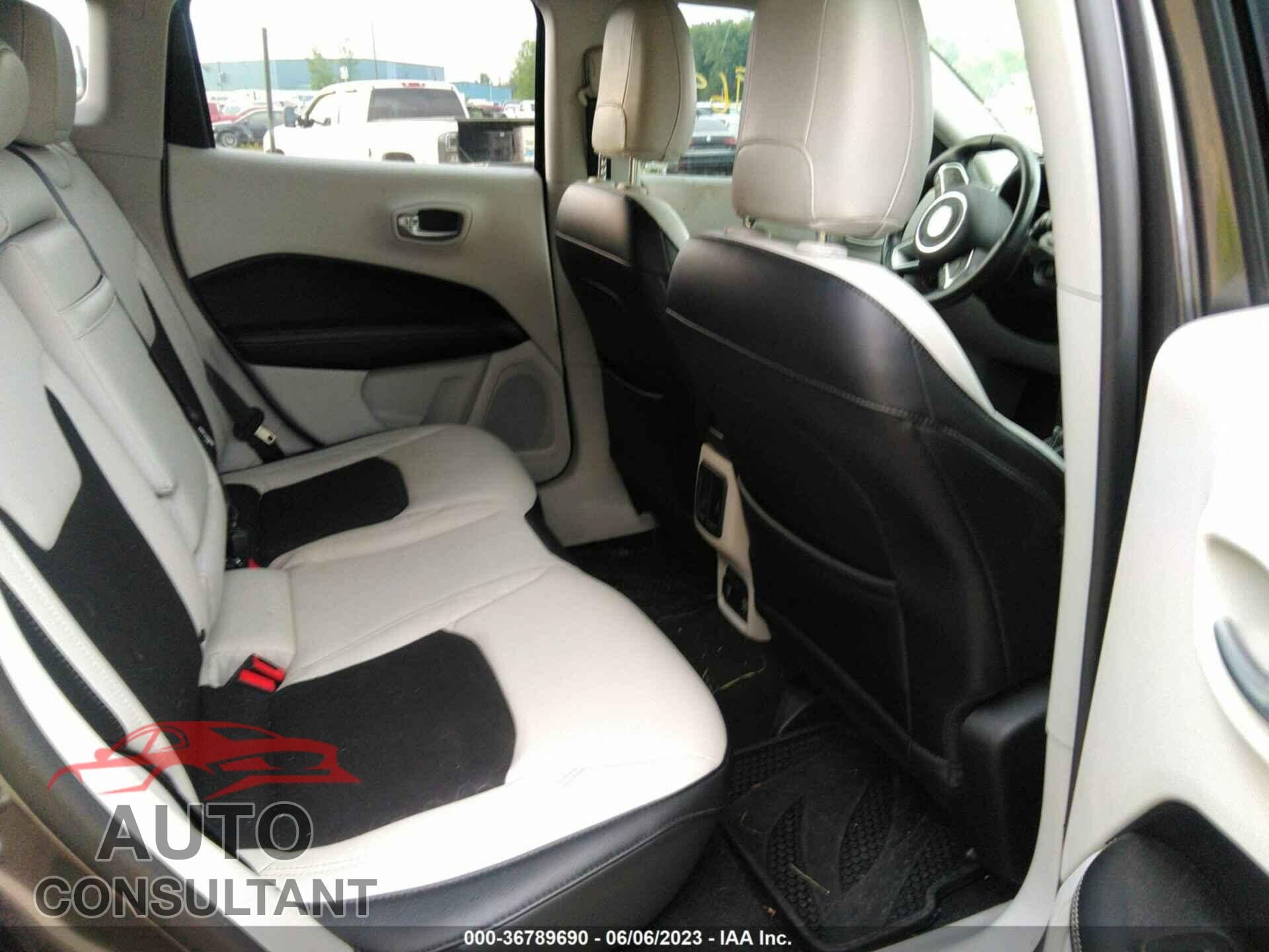 JEEP COMPASS 2017 - 3C4NJDBB7HT655893