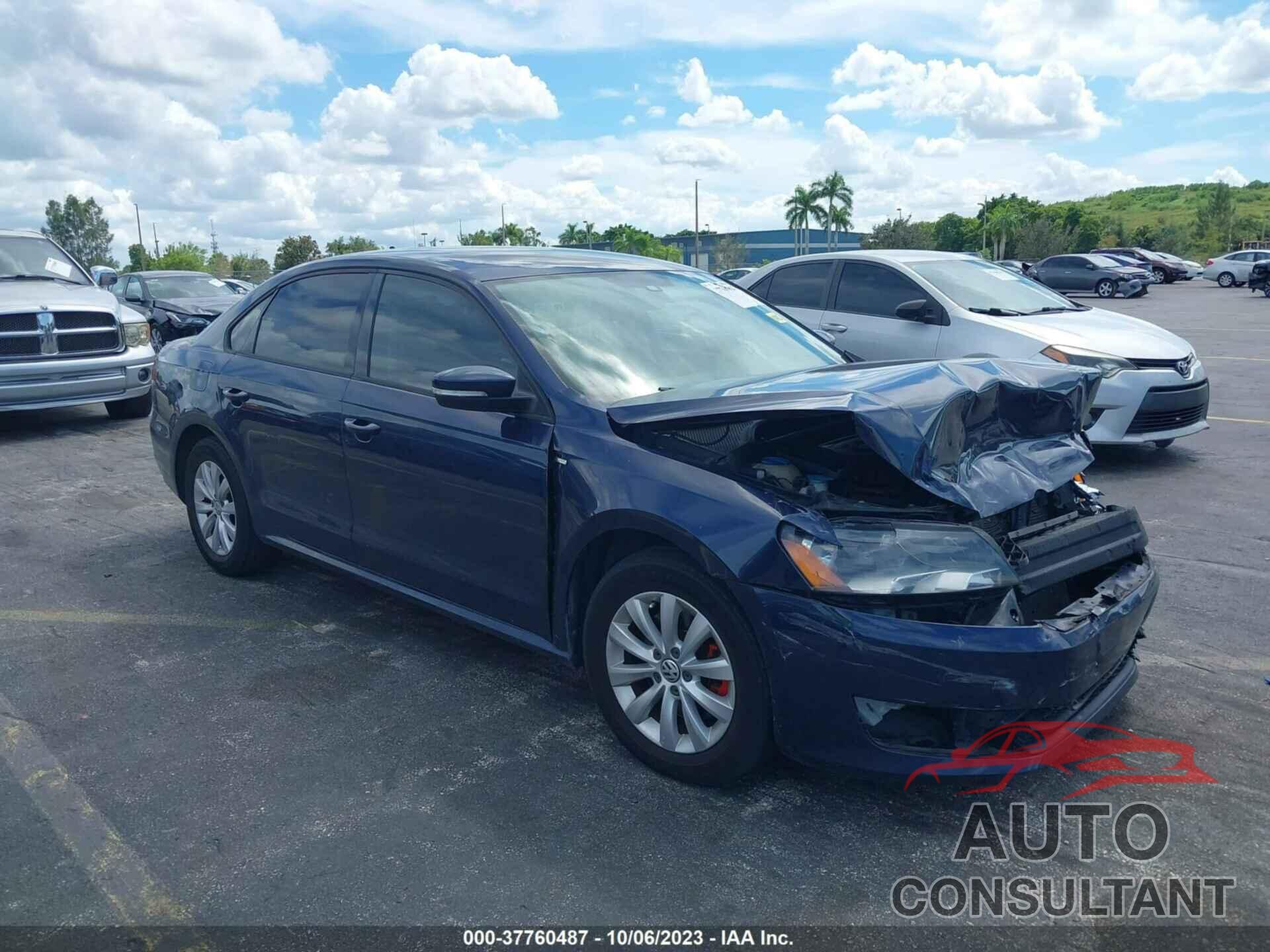 VOLKSWAGEN PASSAT 2015 - 1VWAT7A34FC028854