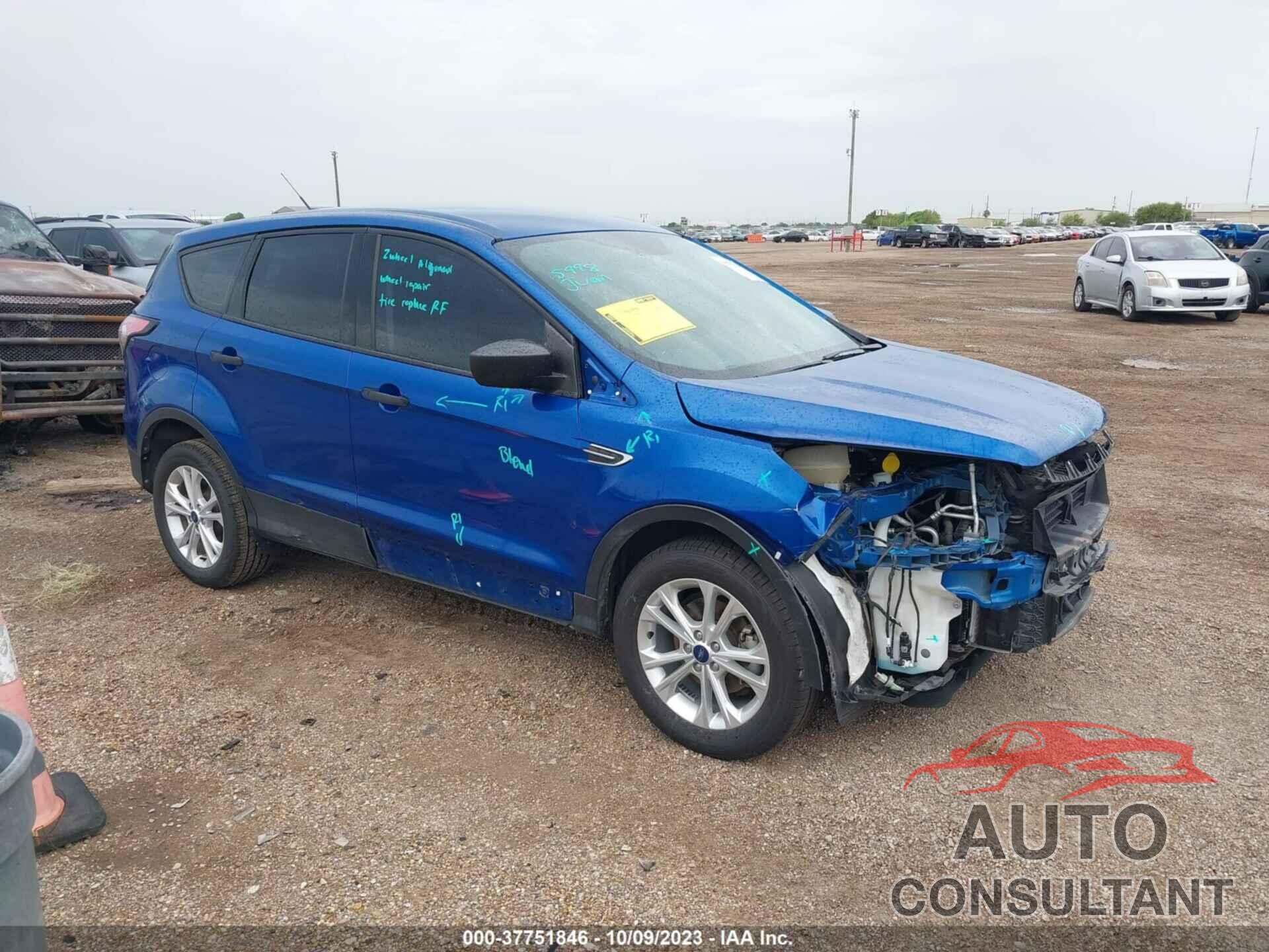 FORD ESCAPE 2018 - 1FMCU0F76JUD20032
