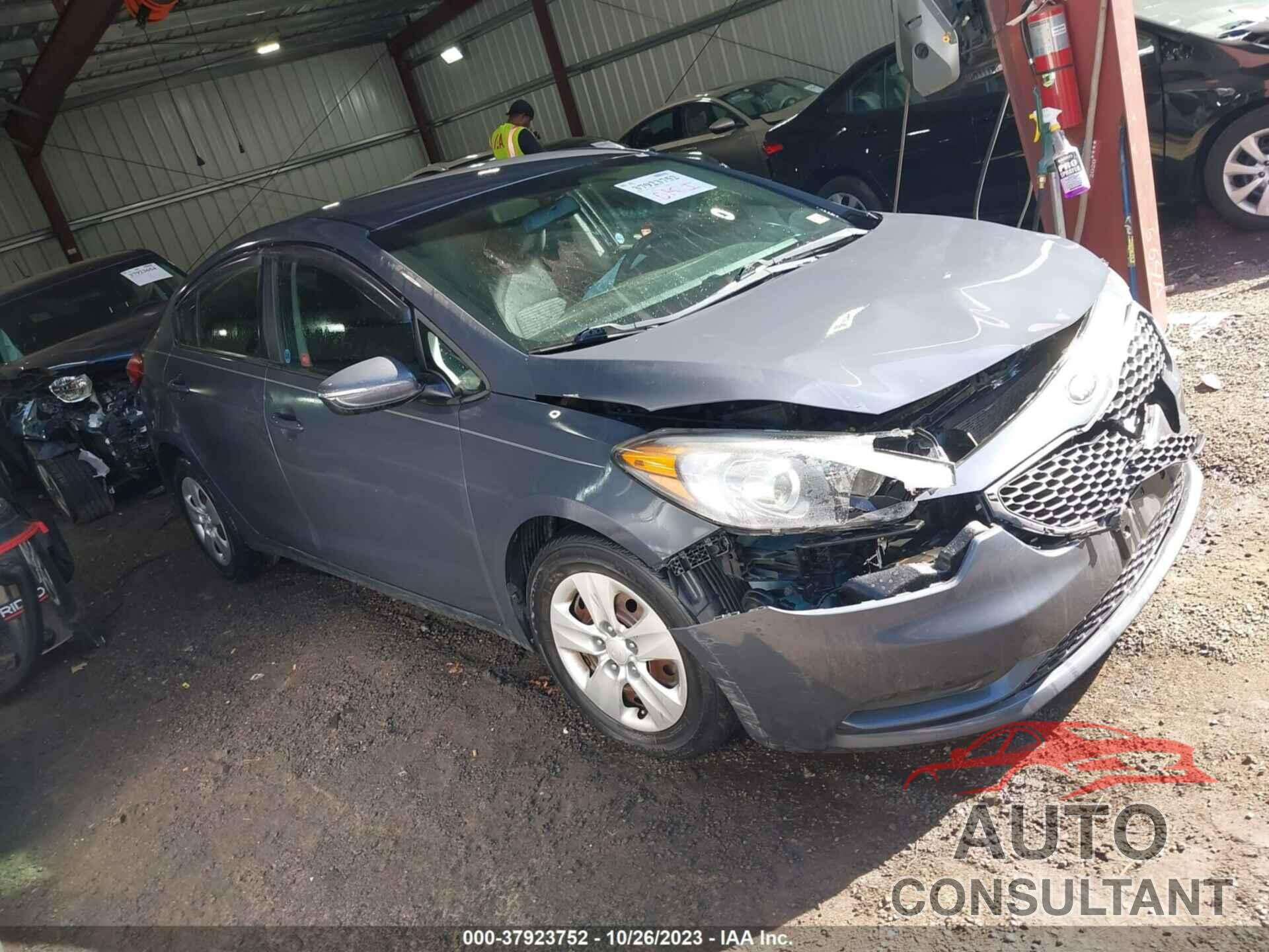 KIA FORTE 2016 - KNAFX4A60G5520418