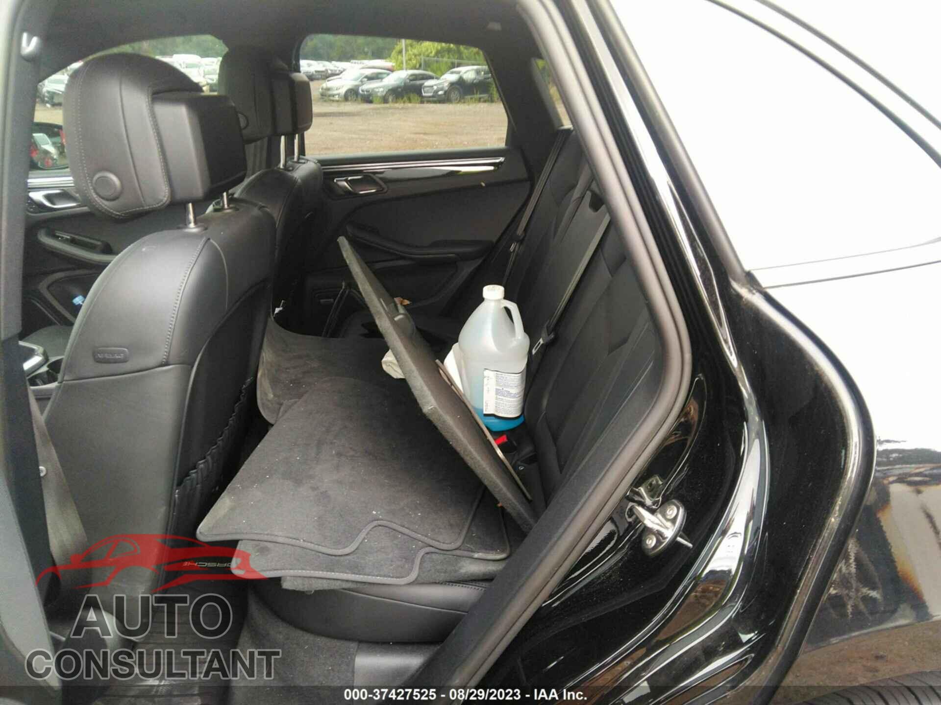 PORSCHE MACAN 2022 - WP1AA2A55NLB00607
