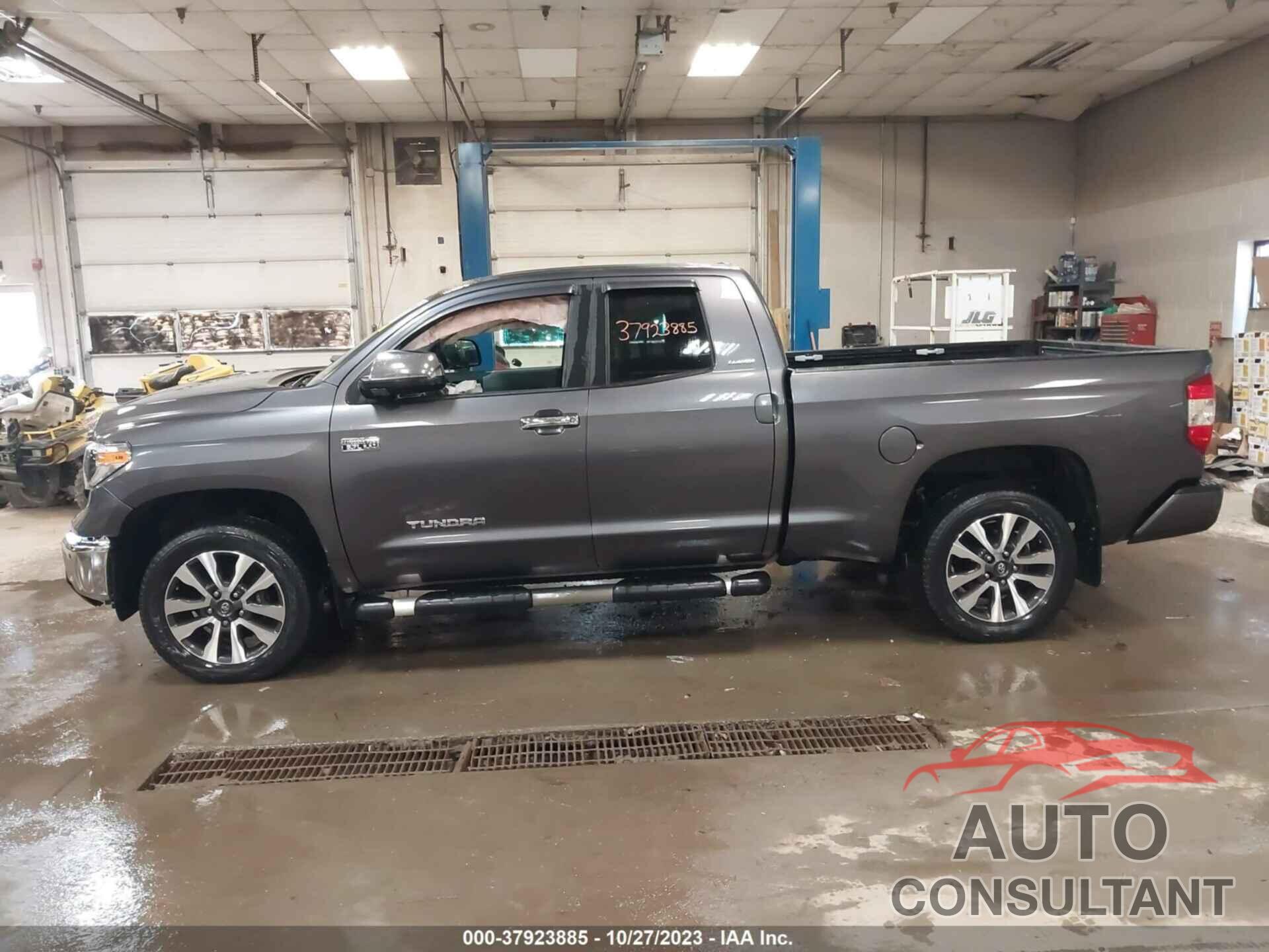 TOYOTA TUNDRA 4WD 2018 - 5TFBY5F15JX768533