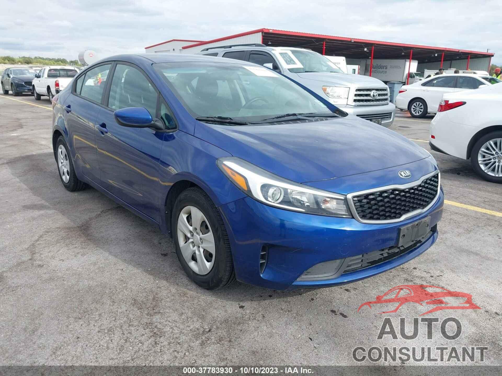 KIA FORTE 2018 - 3KPFK4A77JE181372