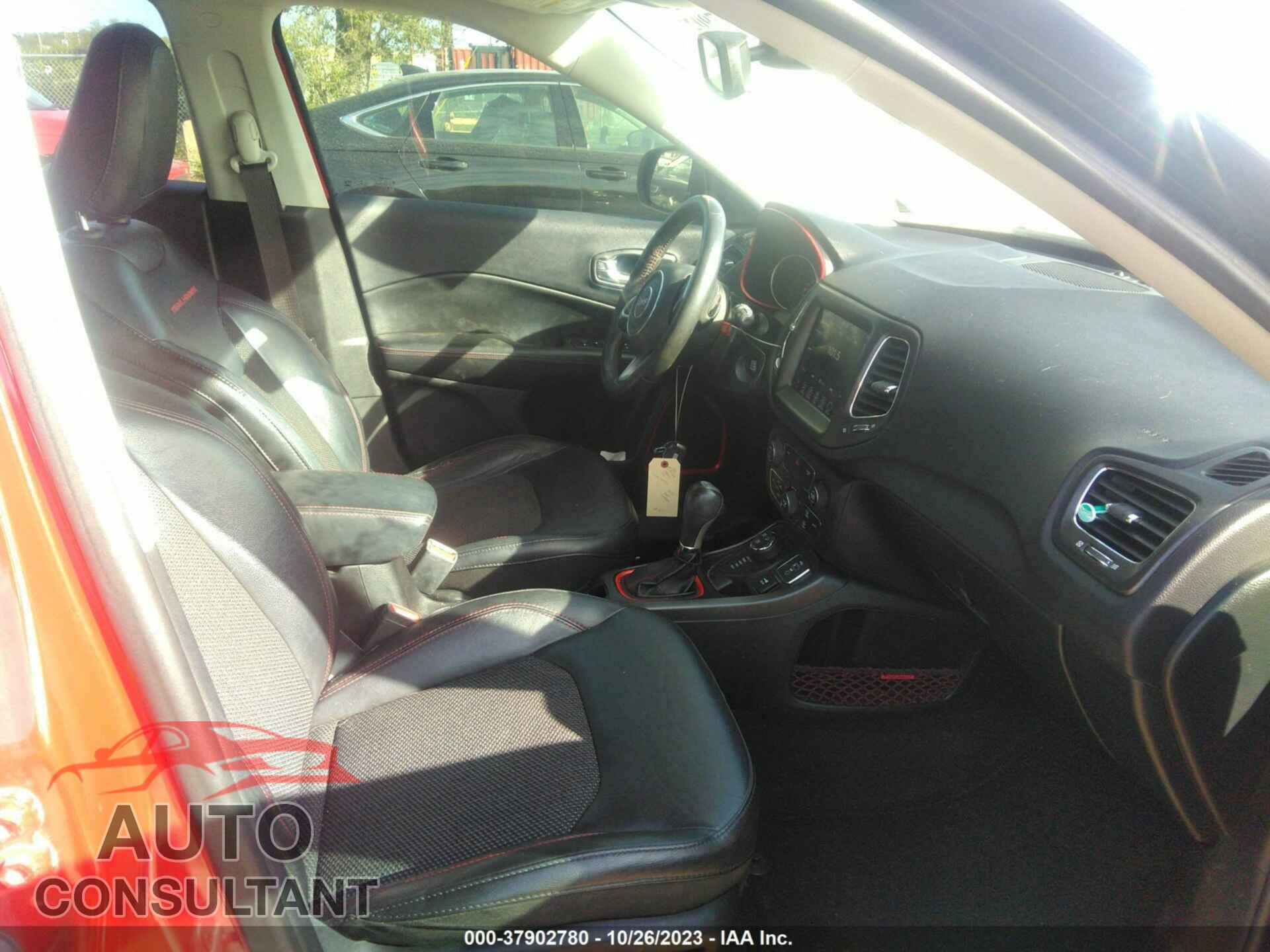 JEEP COMPASS 2019 - 3C4NJDDB3KT595177