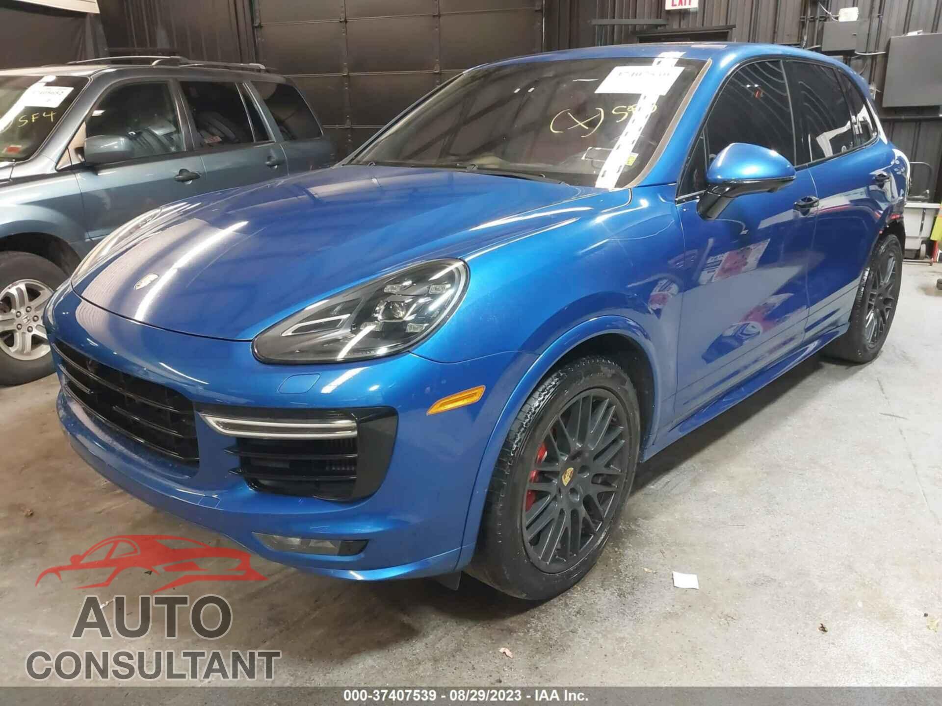 PORSCHE CAYENNE 2017 - WP1AD2A22HLA83749
