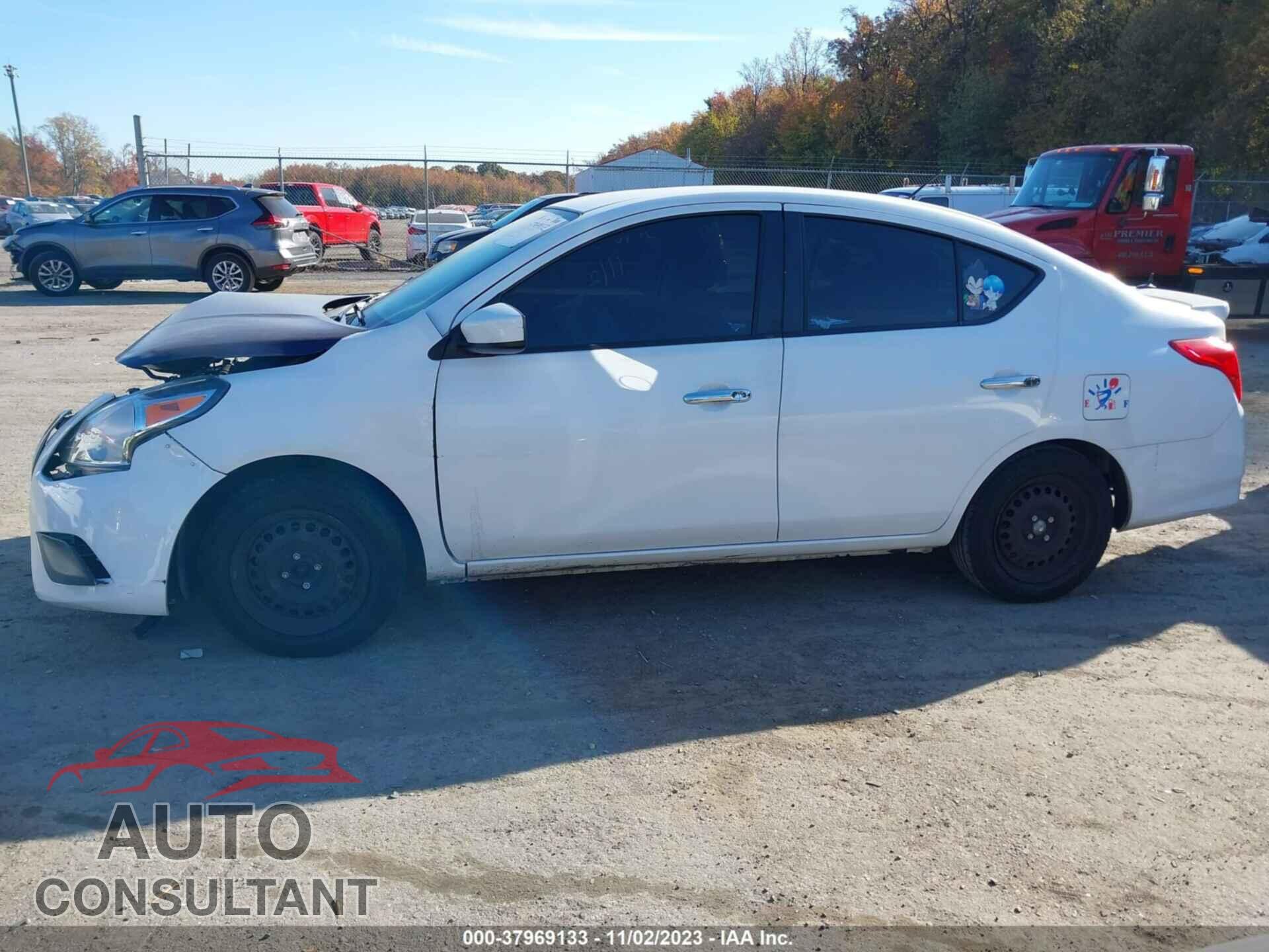 NISSAN VERSA 2019 - 3N1CN7AP3KL850894