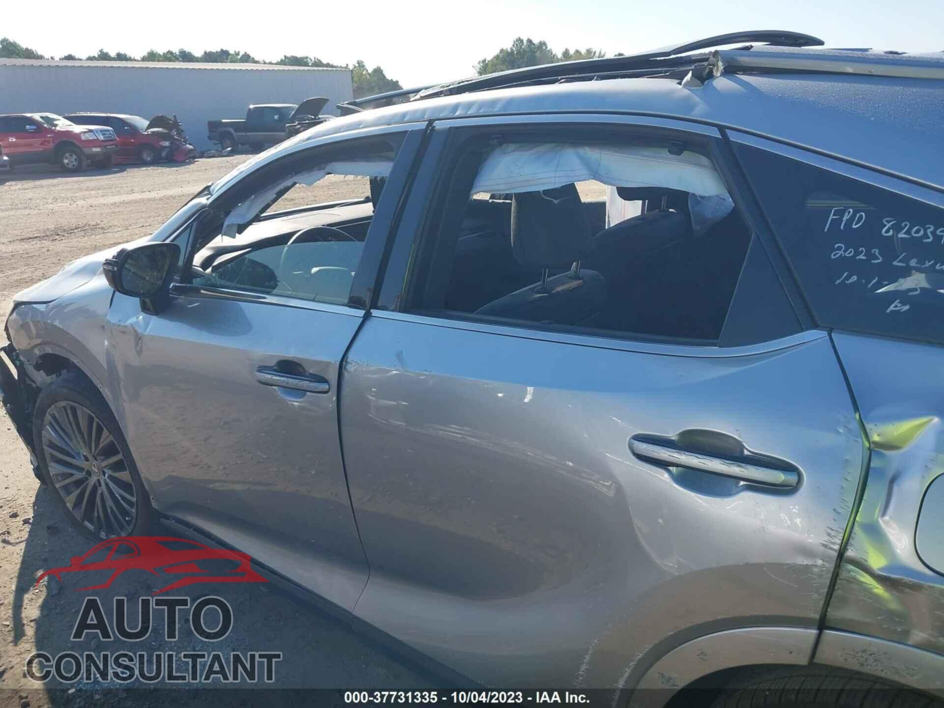LEXUS RX 2023 - 2T2BAMBA5PC003300