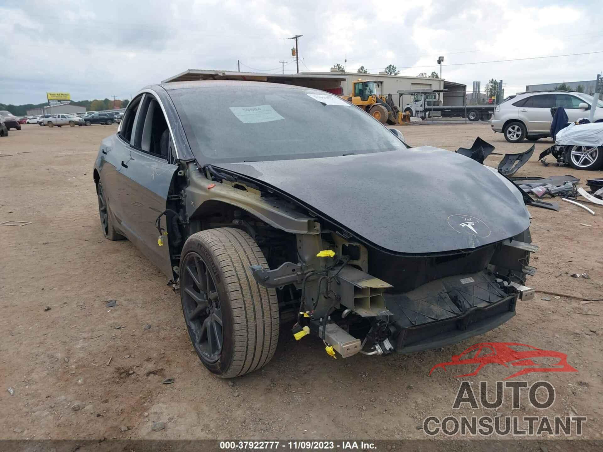 TESLA MODEL 3 2019 - 5YJ3E1EB1KF209573
