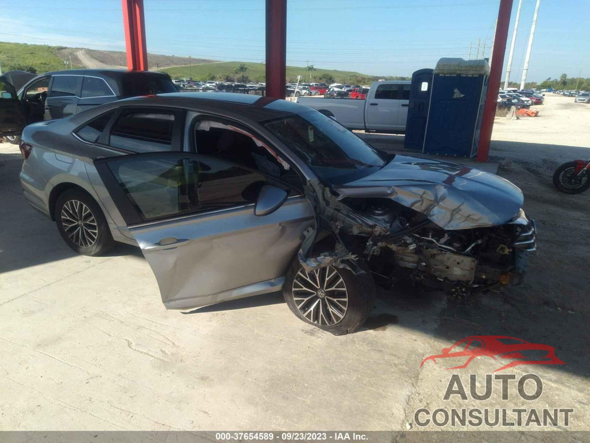 VOLKSWAGEN JETTA 2021 - 3VWC57BU8MM040138
