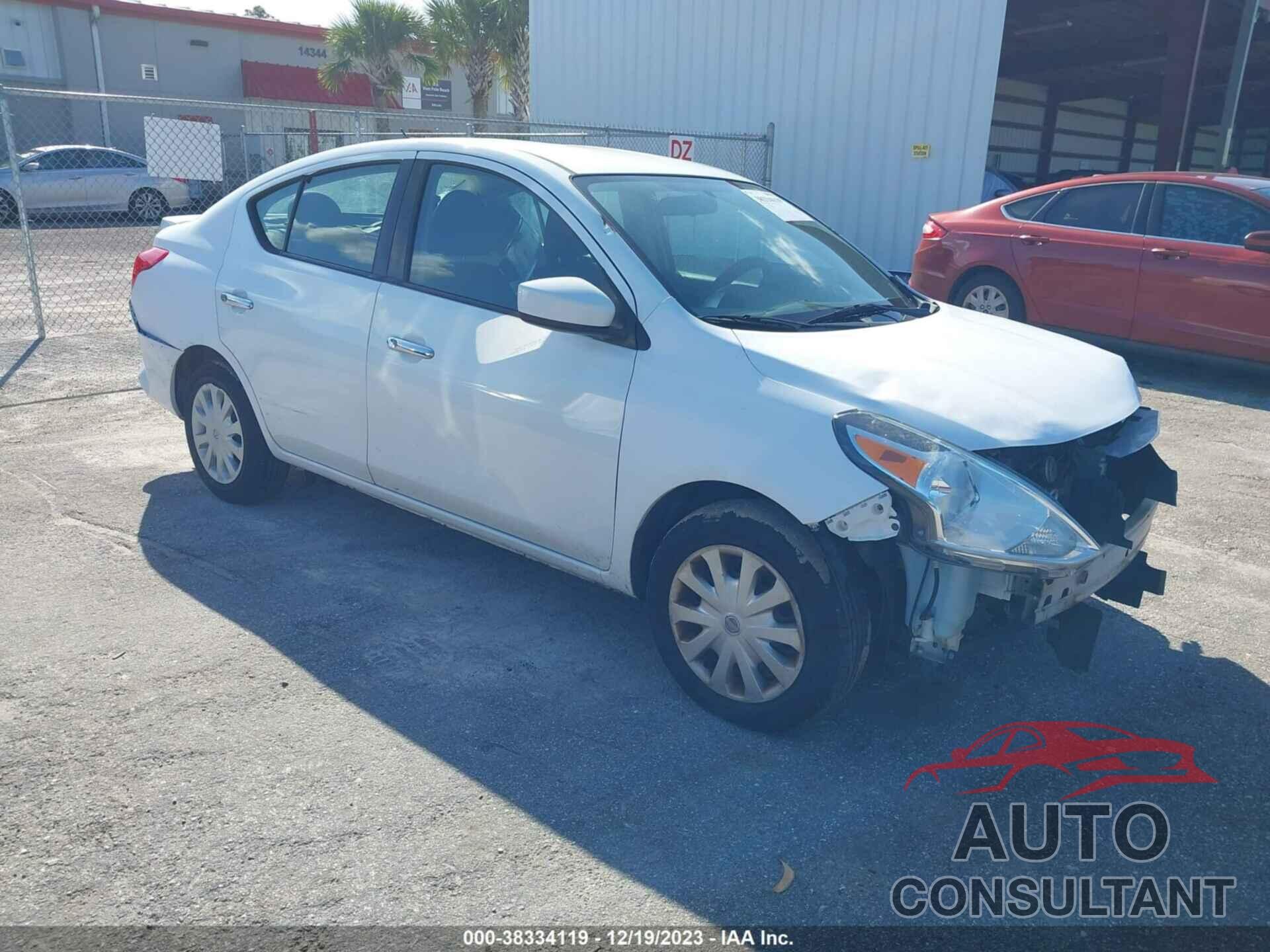 NISSAN VERSA 2017 - 3N1CN7AP7HL839132