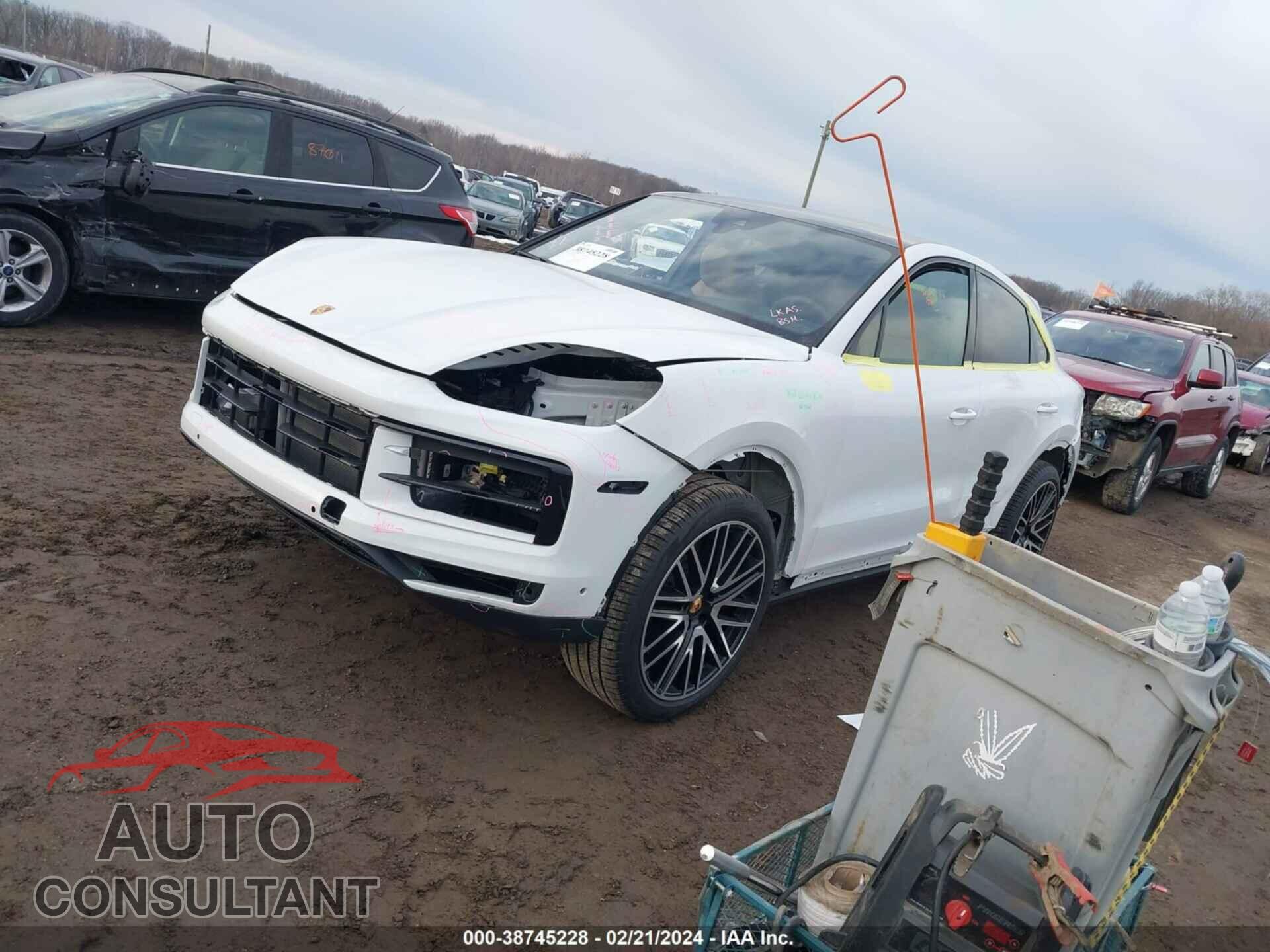 PORSCHE CAYENNE 2024 - WP1BA2AY3RDA52426