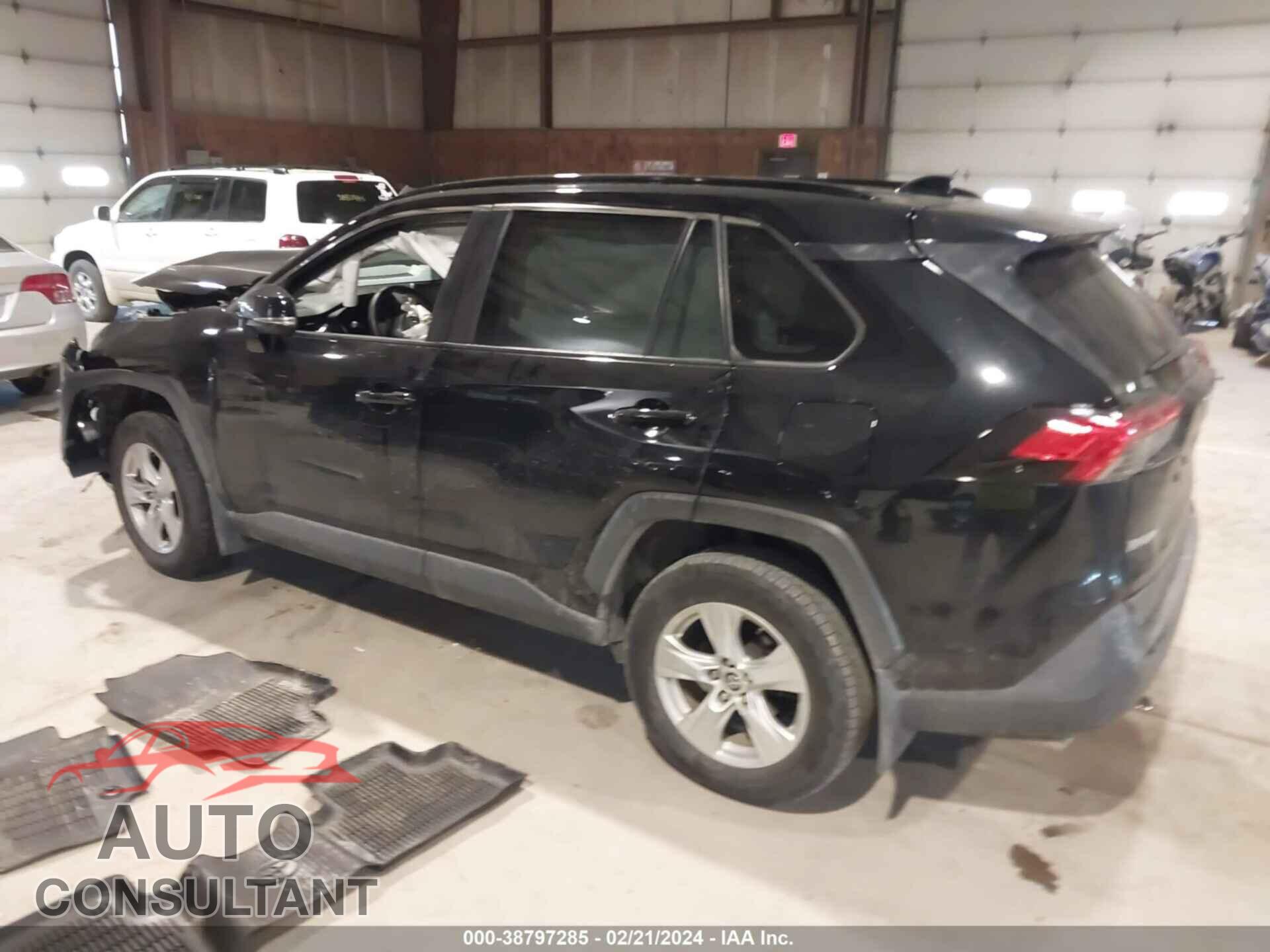 TOYOTA RAV4 2019 - JTMP1RFV1KD011328