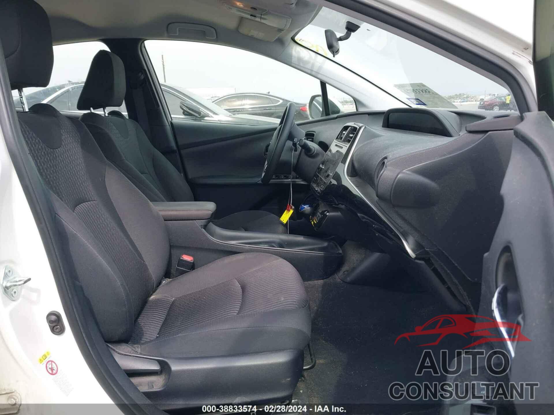 TOYOTA PRIUS 2016 - JTDKBRFU2G3518301